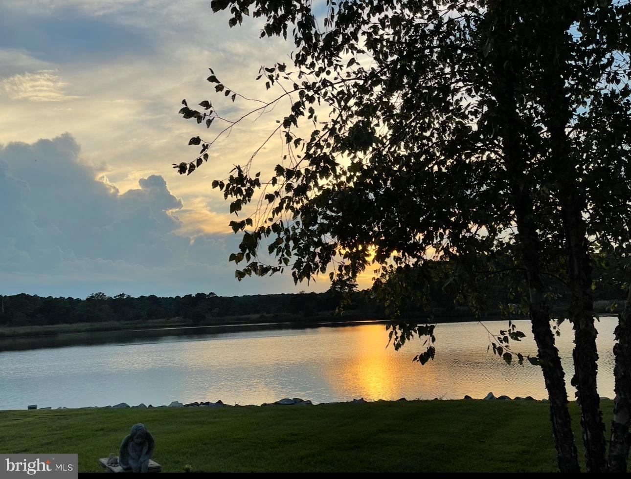 DEEP POINT - Residential