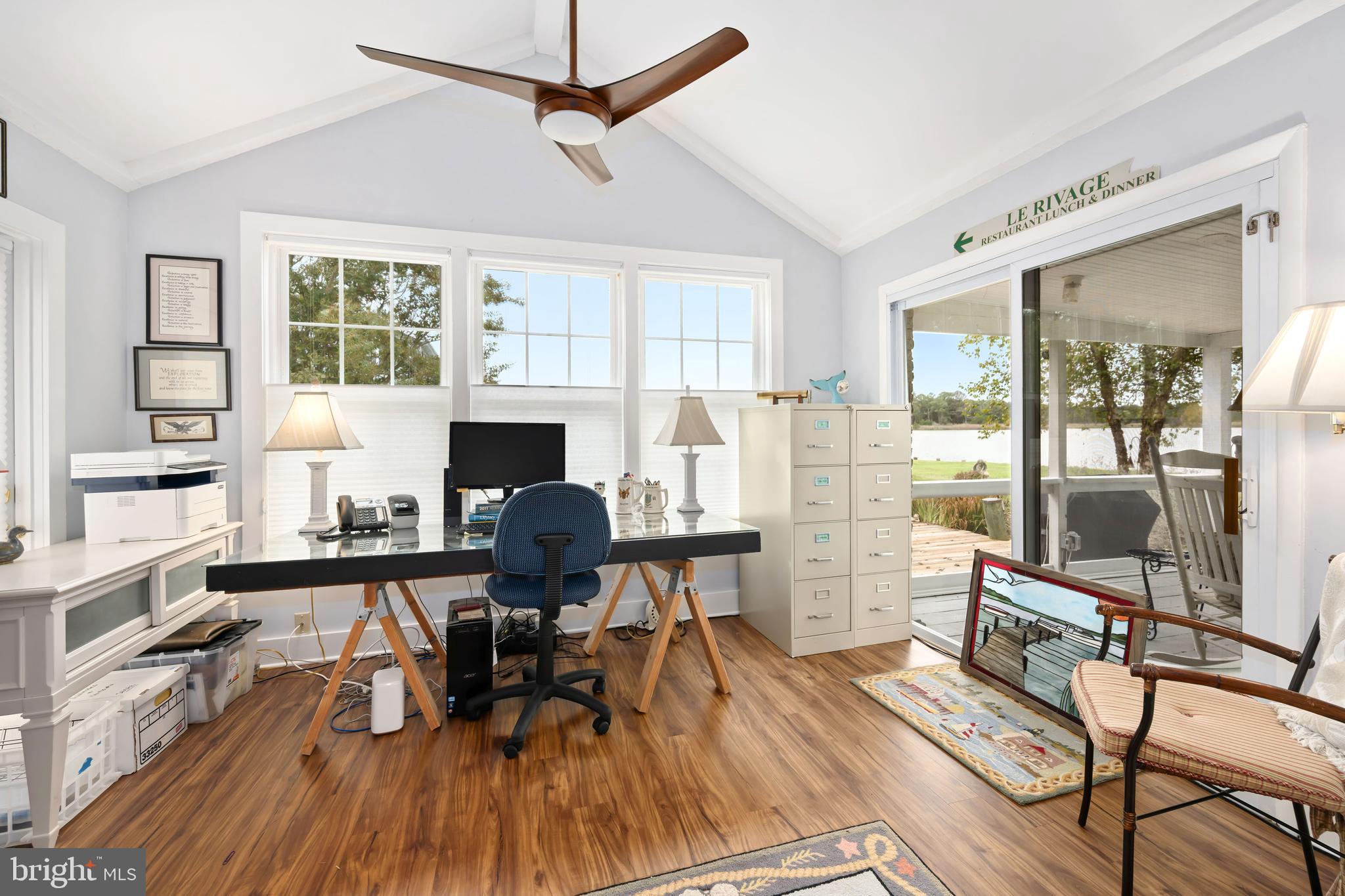 DEEP POINT - Residential