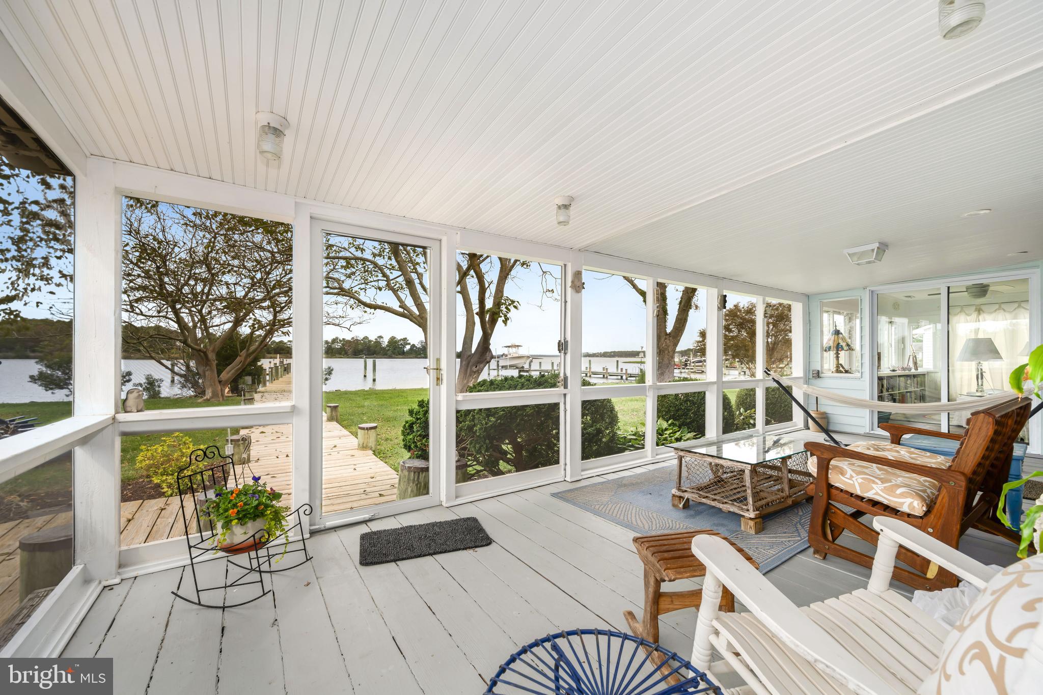 DEEP POINT - Residential