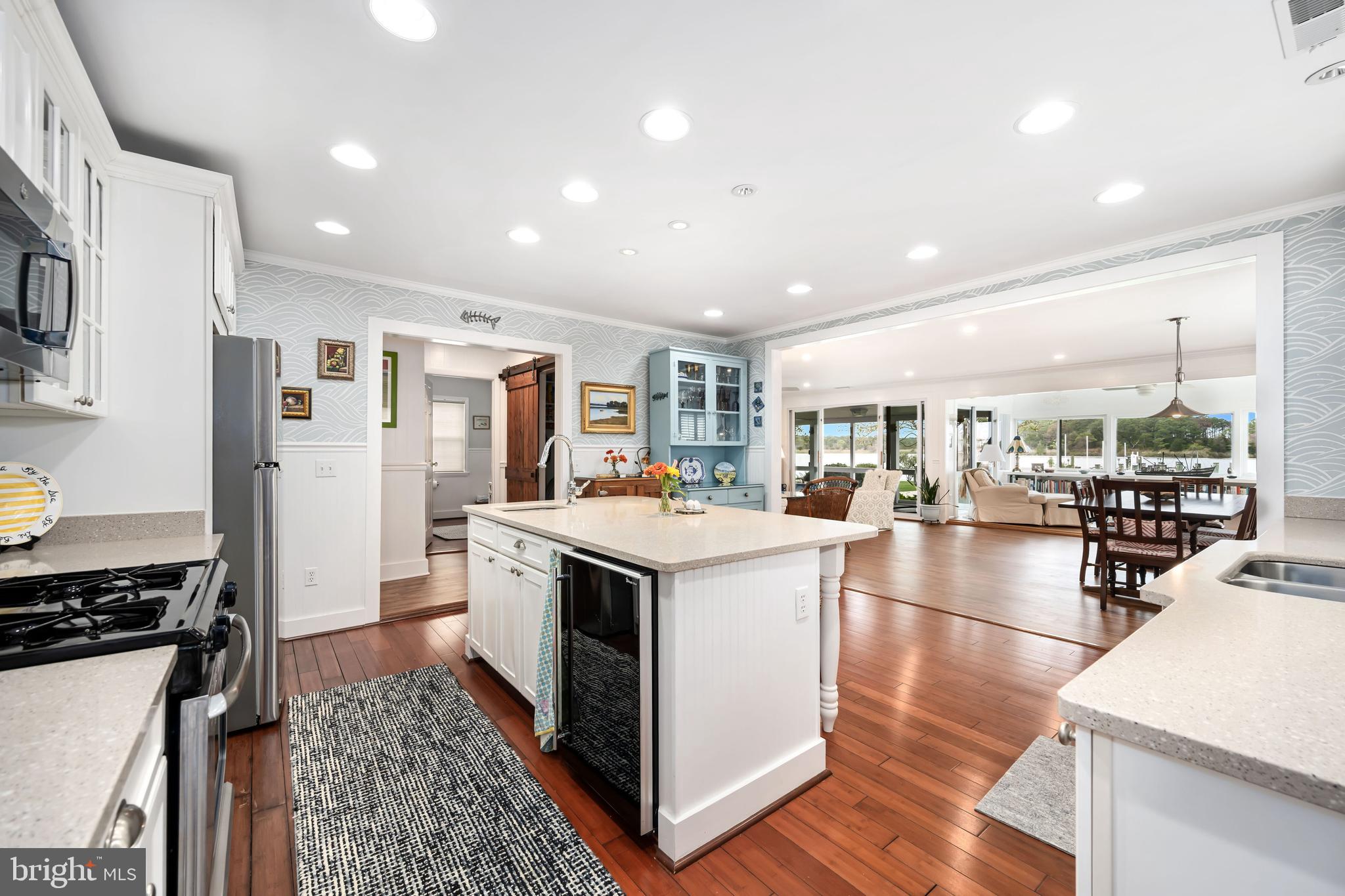 DEEP POINT - Residential