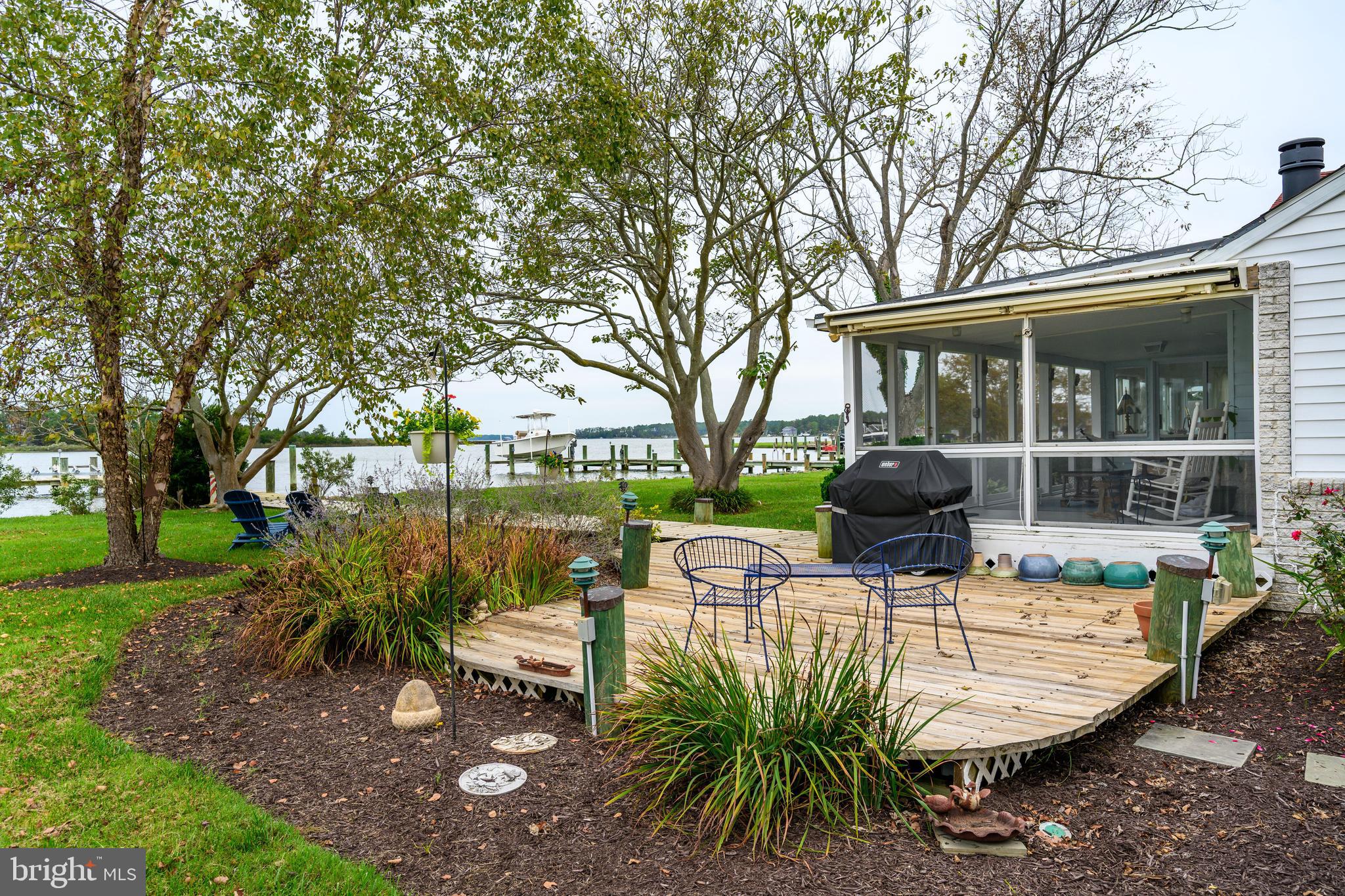 DEEP POINT - Residential