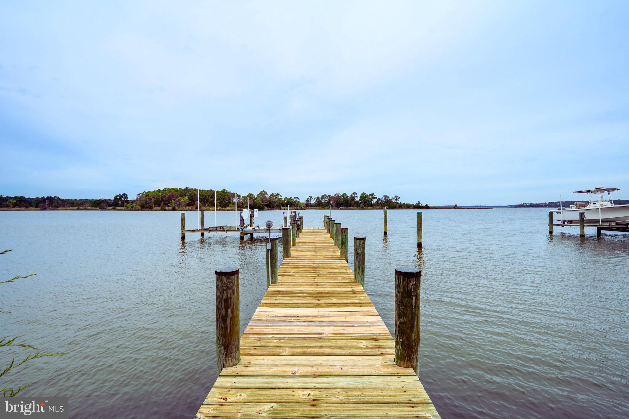 DEEP POINT - Residential