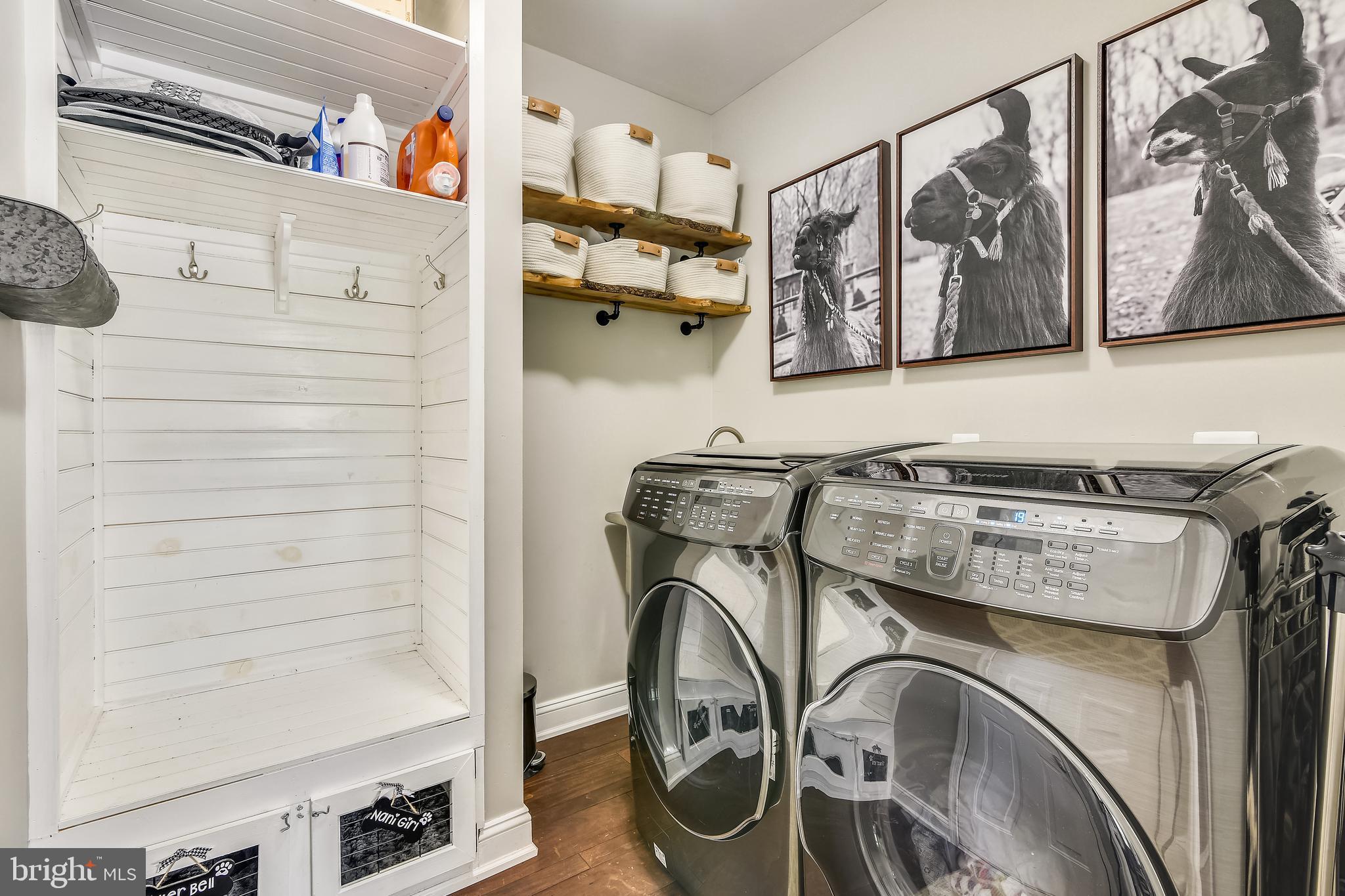 FOX HOLLOW - Residential