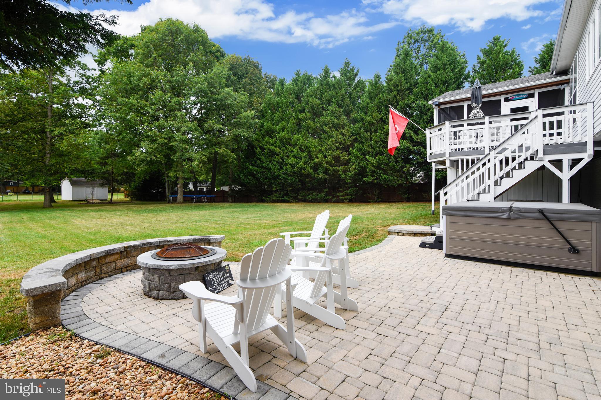 FOX HOLLOW - Residential