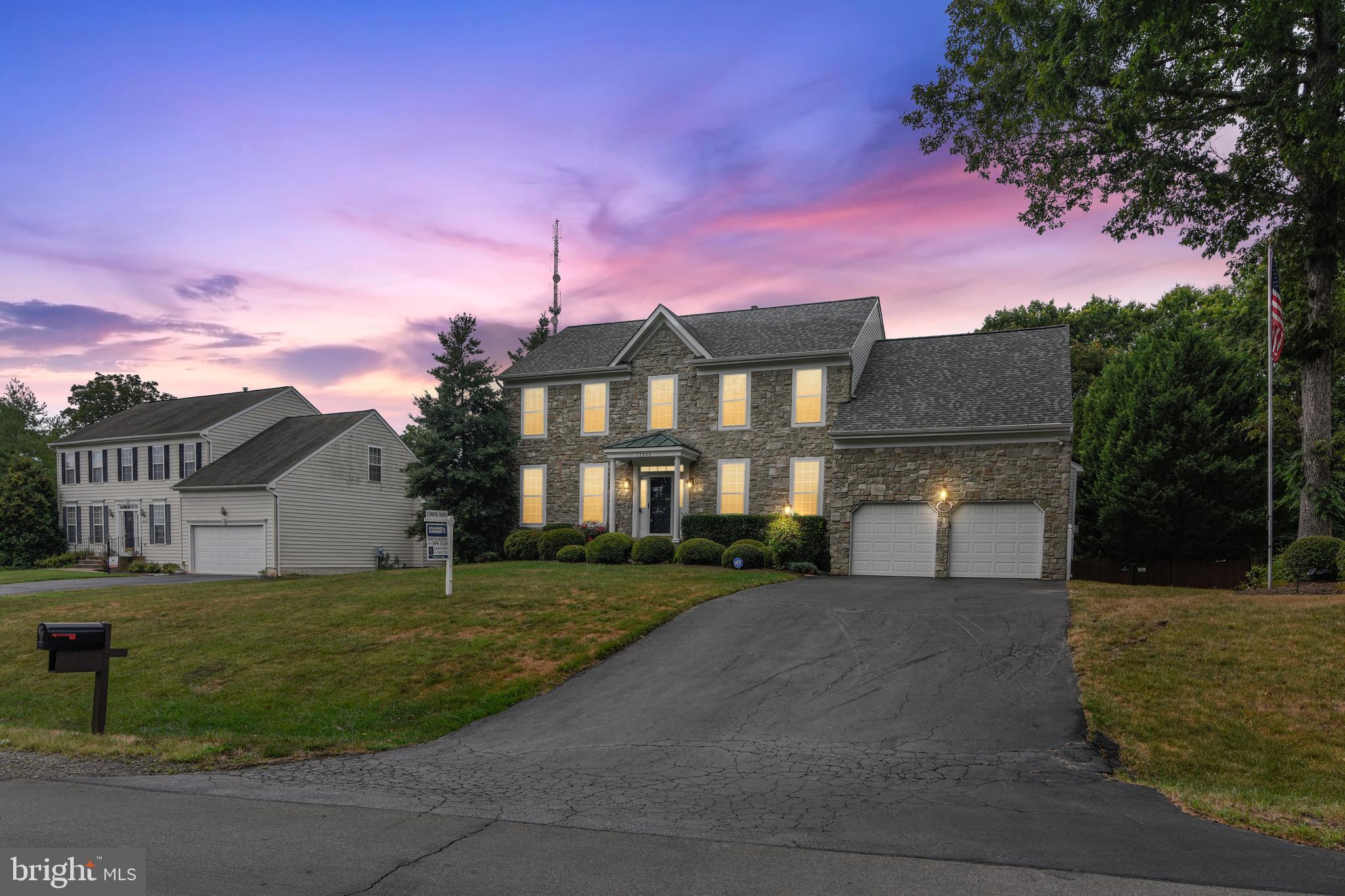 FOX HOLLOW - Residential