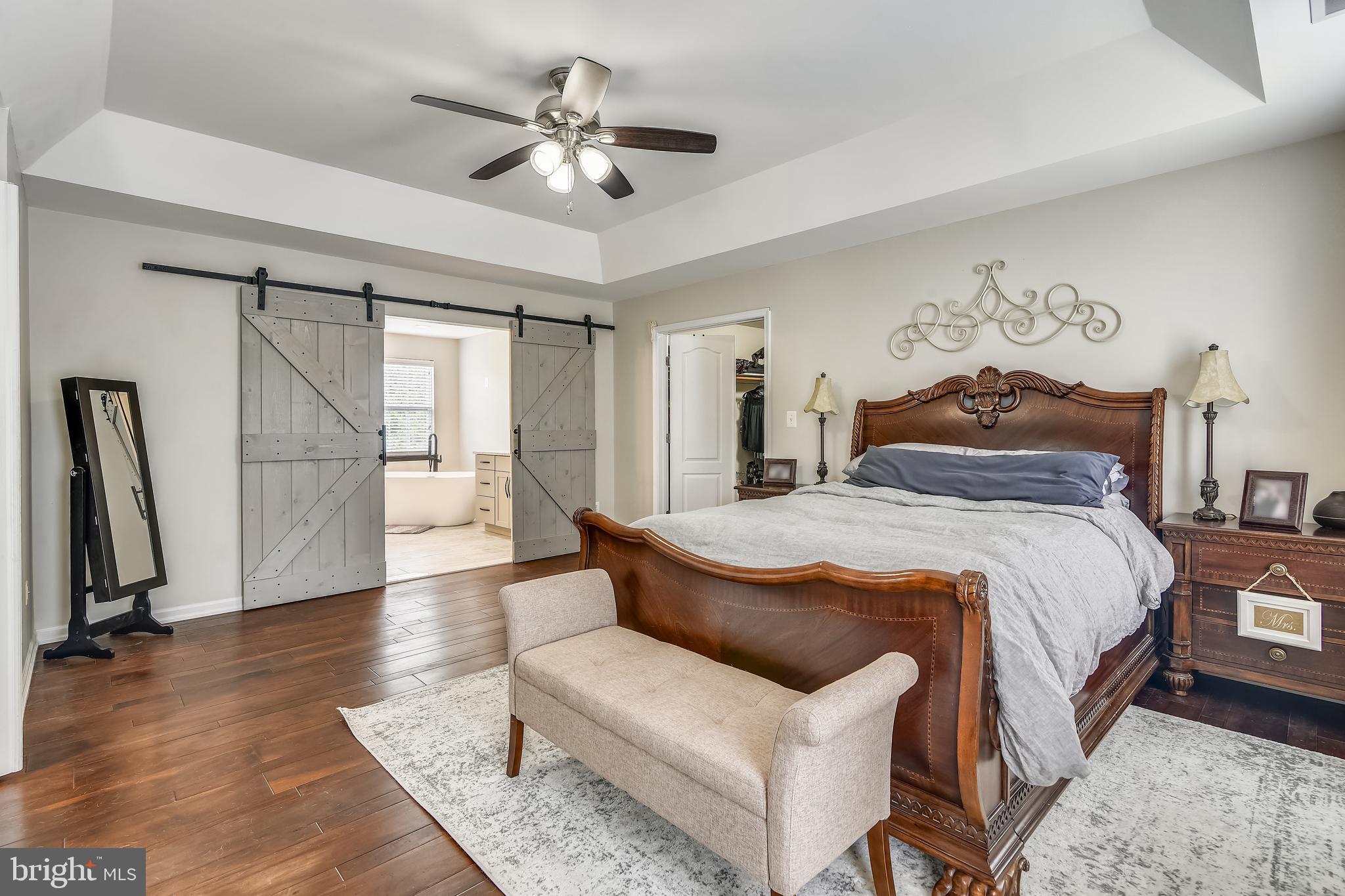 FOX HOLLOW - Residential