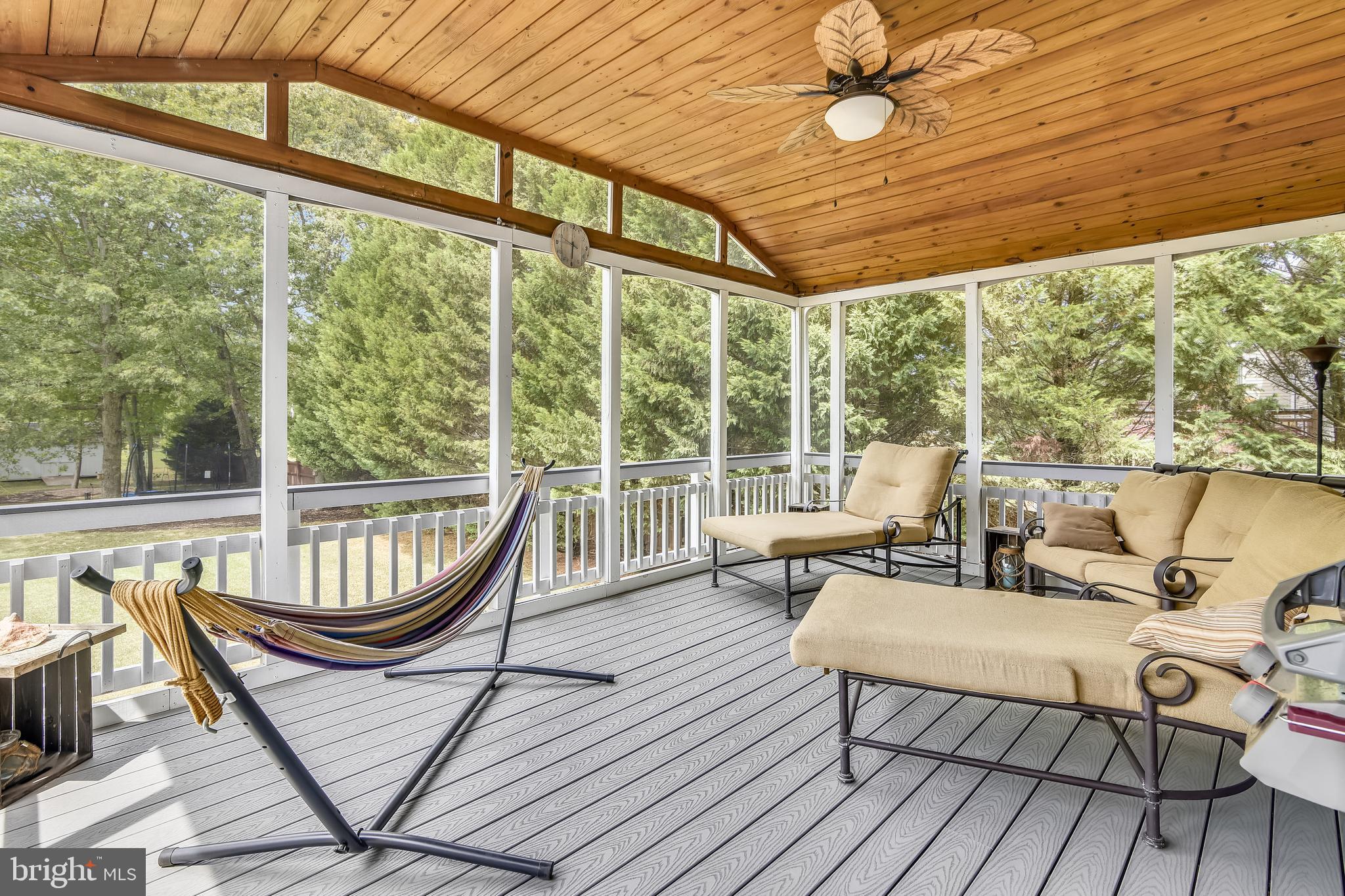 FOX HOLLOW - Residential