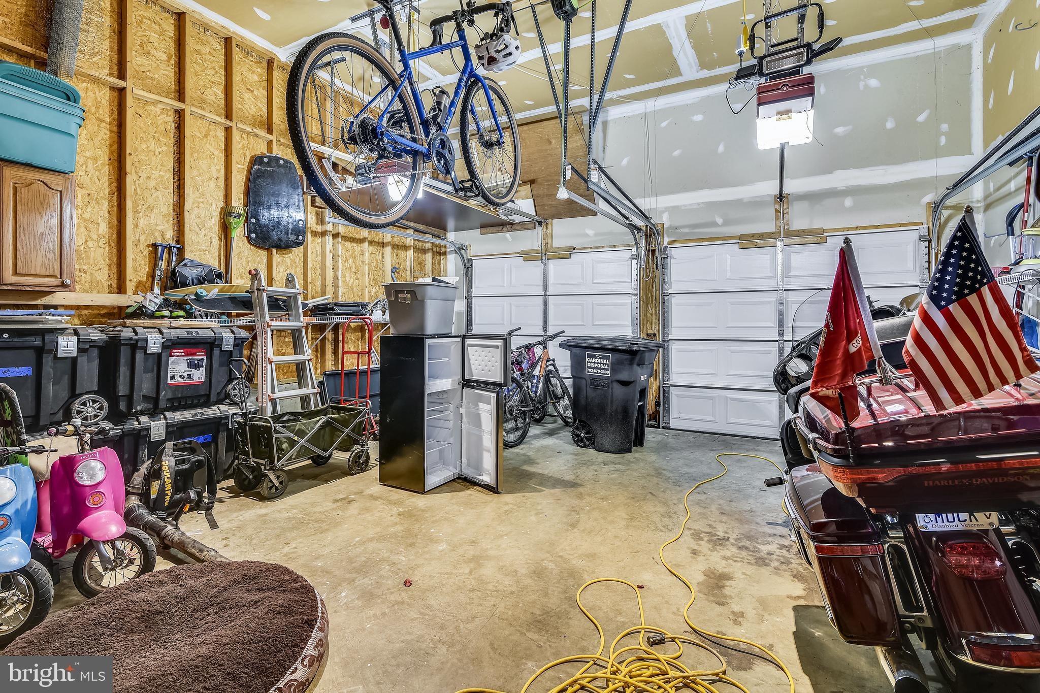 FOX HOLLOW - Residential