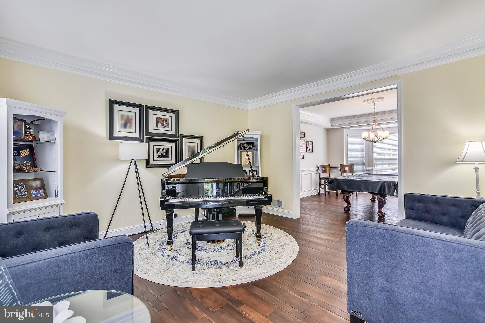 FOX HOLLOW - Residential