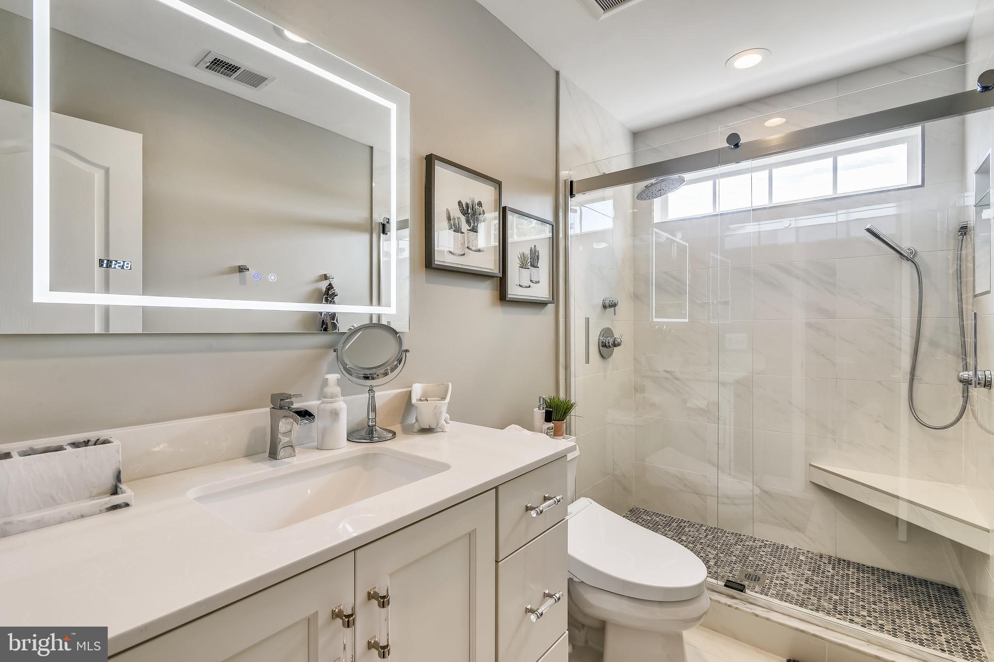 FOX HOLLOW - Residential