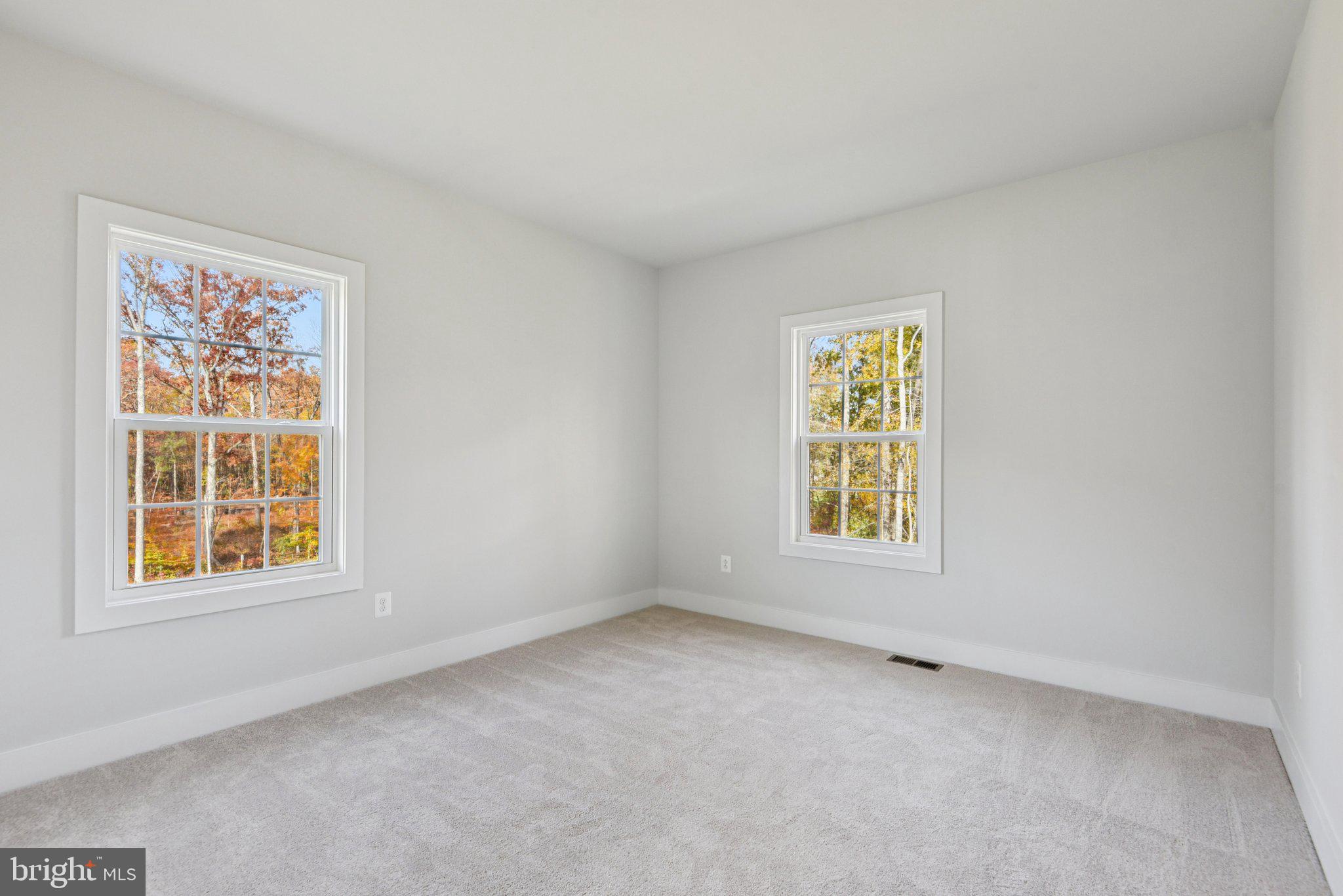 GLENN DALE ESTATES - Residential