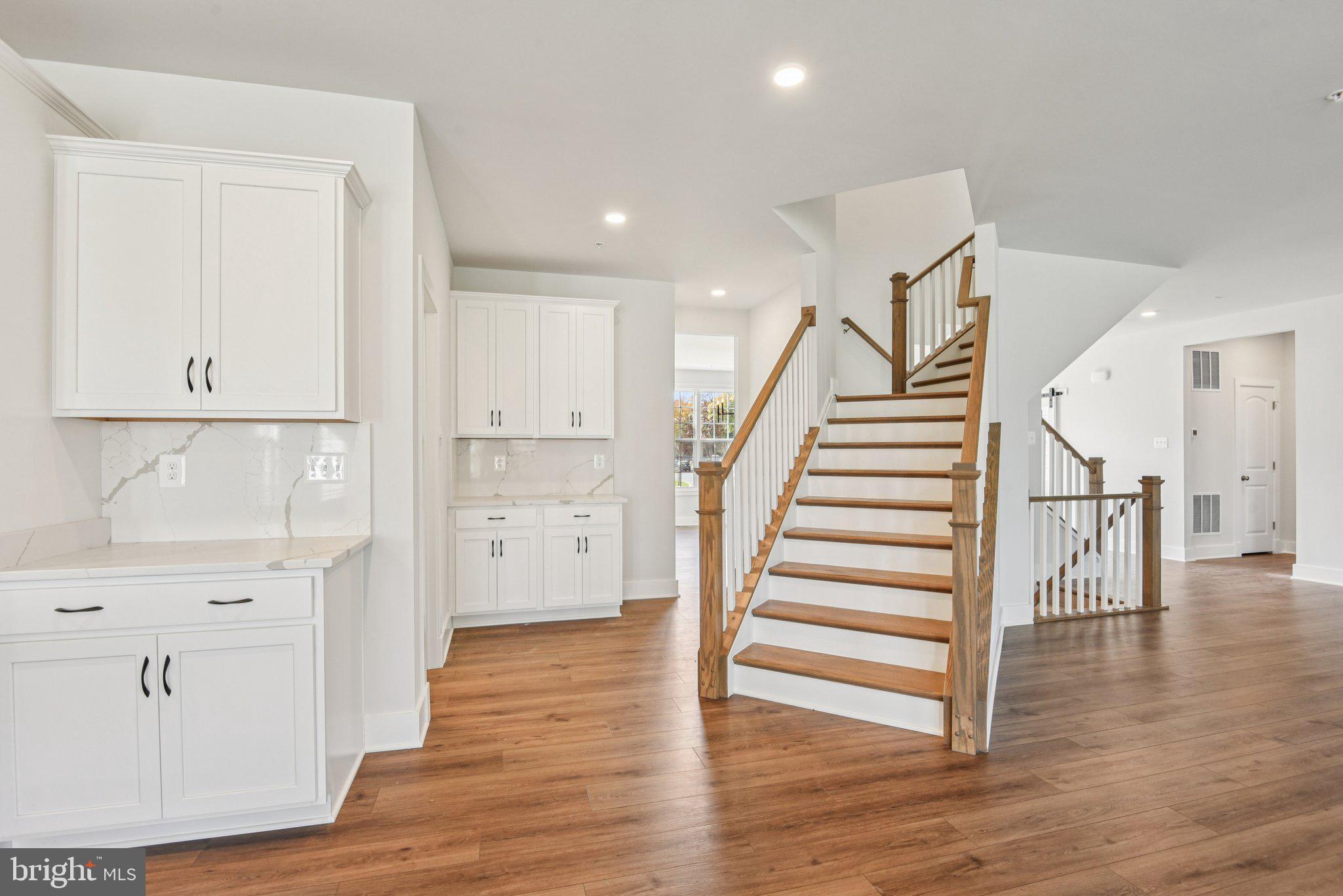 GLENN DALE ESTATES - Residential