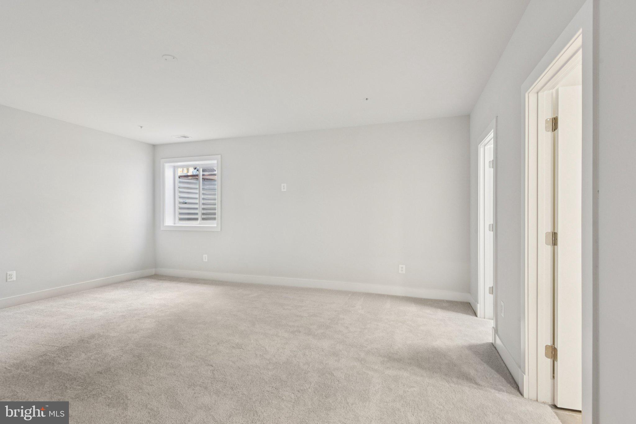 GLENN DALE ESTATES - Residential