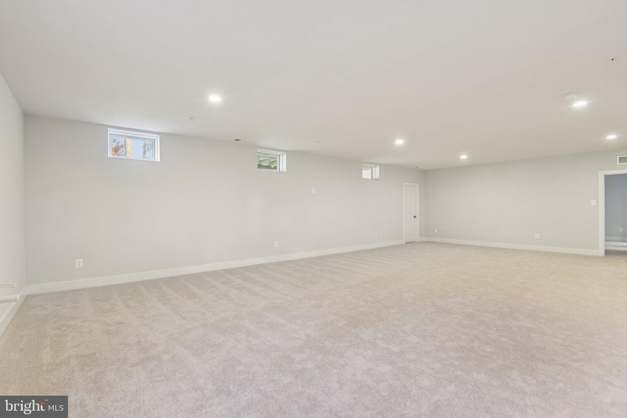 GLENN DALE ESTATES - Residential