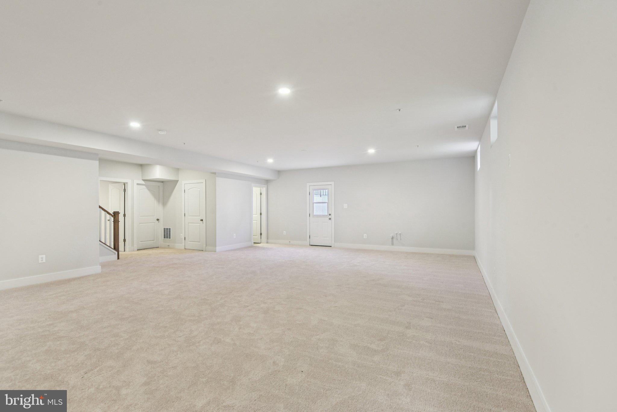 GLENN DALE ESTATES - Residential