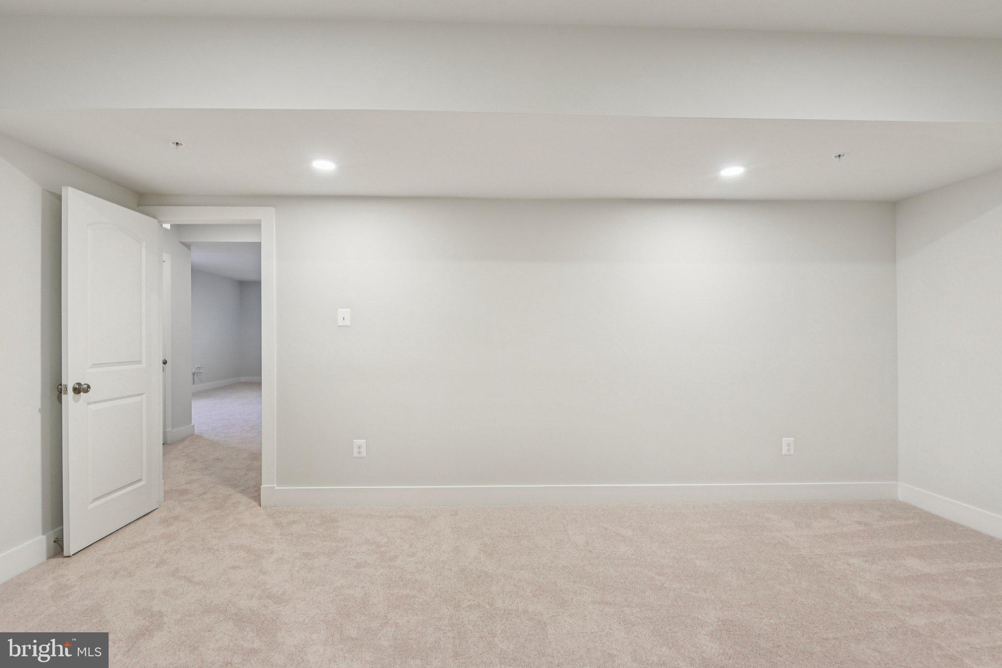 GLENN DALE ESTATES - Residential