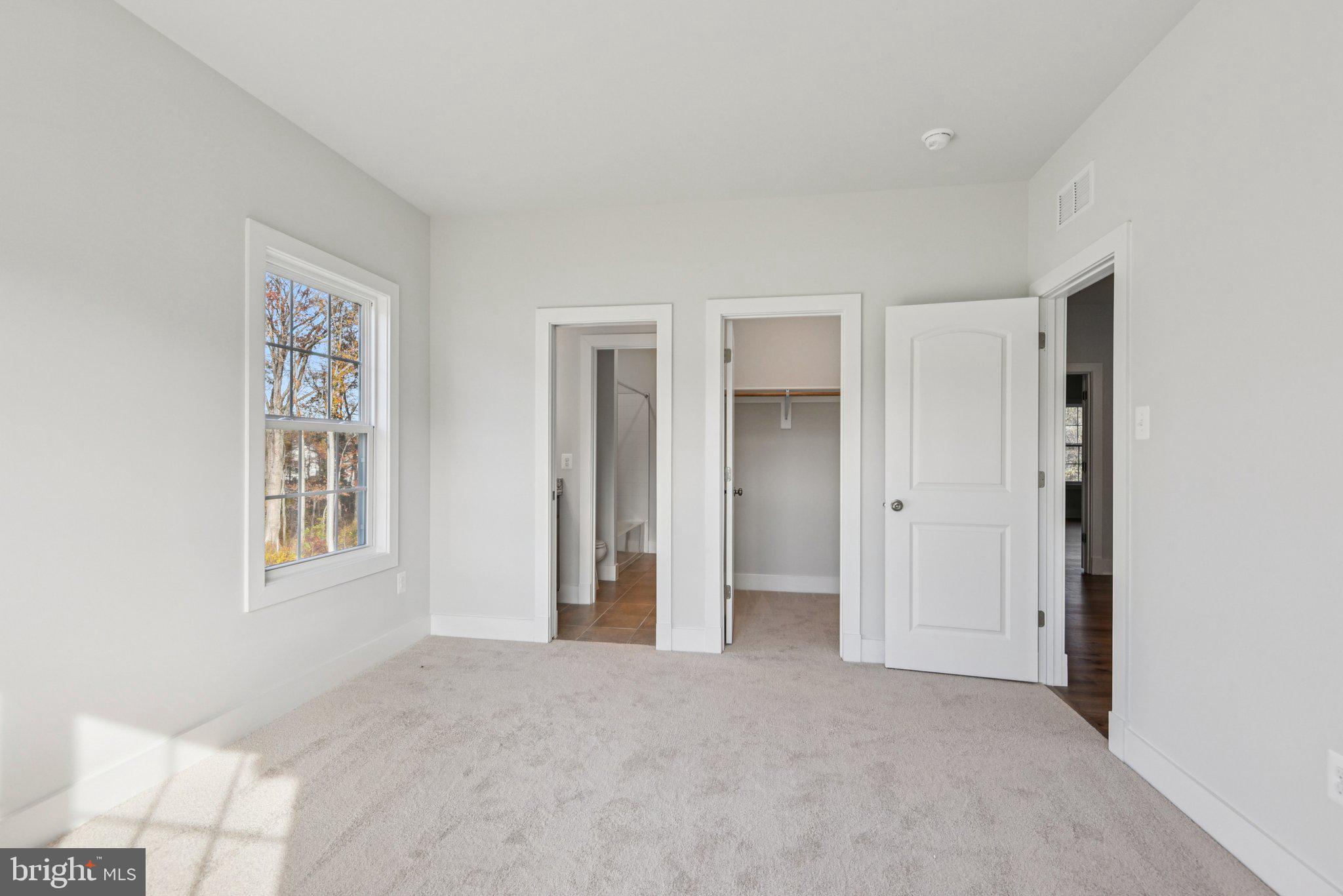 GLENN DALE ESTATES - Residential