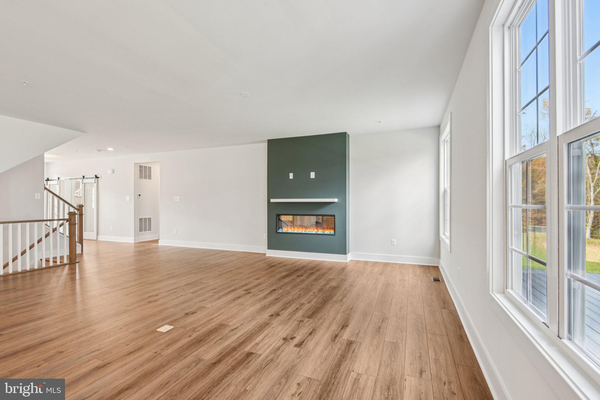 GLENN DALE ESTATES - Residential