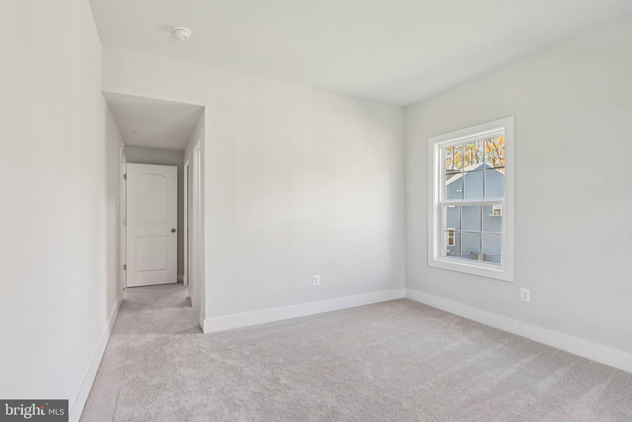 GLENN DALE ESTATES - Residential