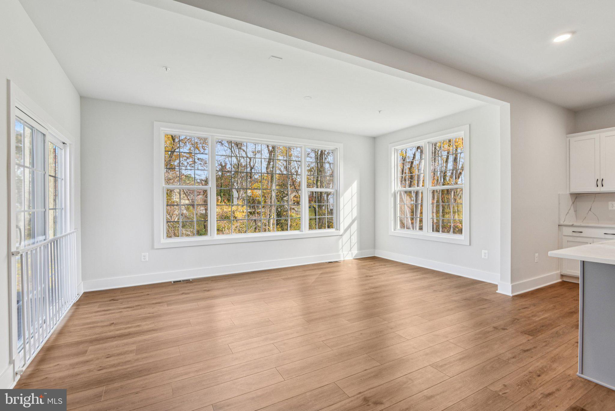 GLENN DALE ESTATES - Residential