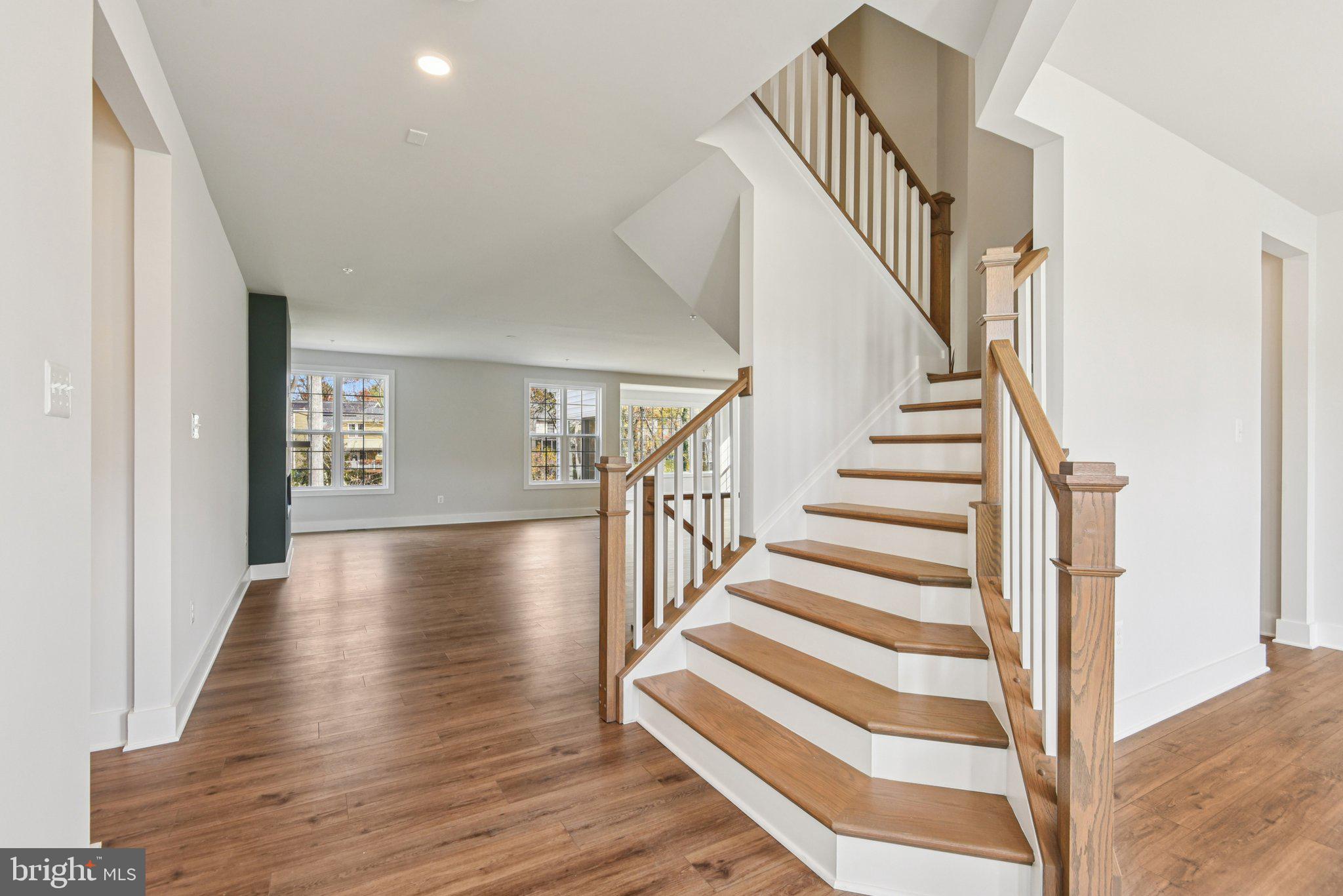 GLENN DALE ESTATES - Residential