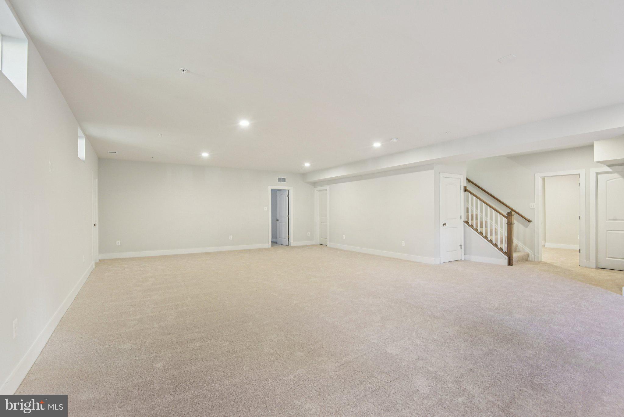 GLENN DALE ESTATES - Residential