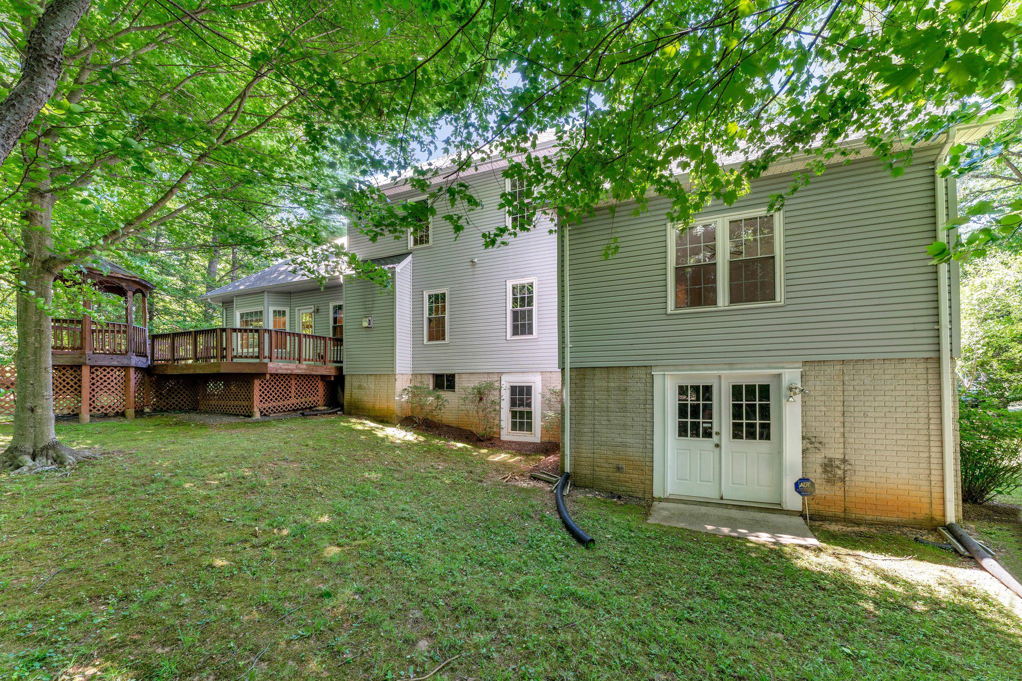 BRIARWOOD FARMS - Residential