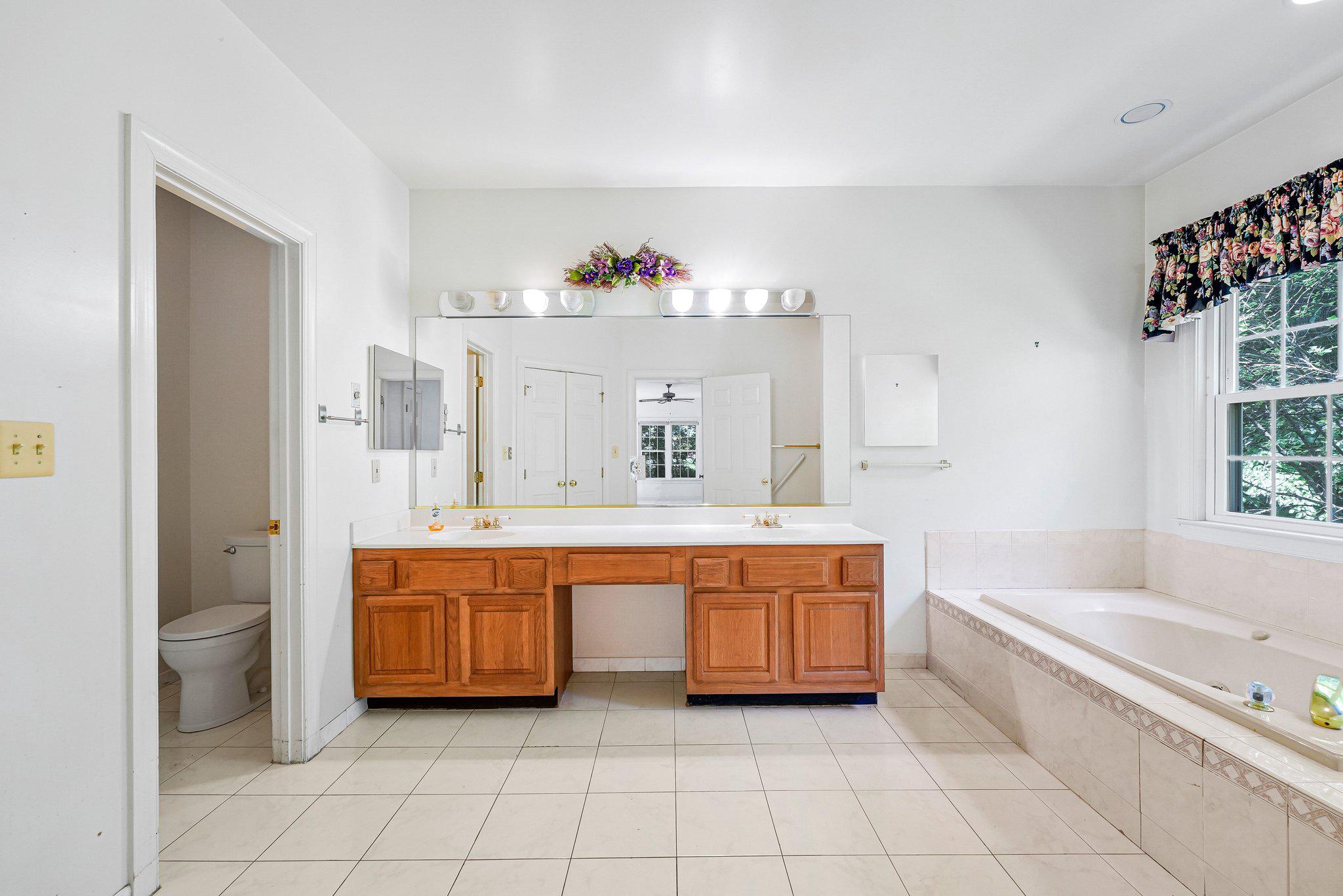 BRIARWOOD FARMS - Residential