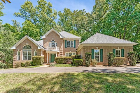 Photo of 2927 Beau Lane, FAIRFAX, VA 22031 (MLS # VAFX2301962)