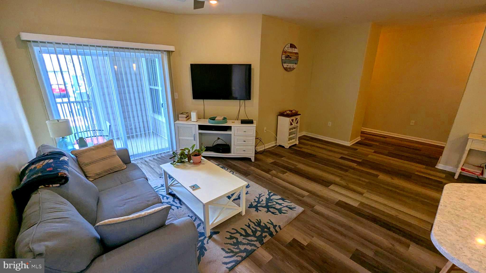 HEARTHSTONE MANOR - Residential