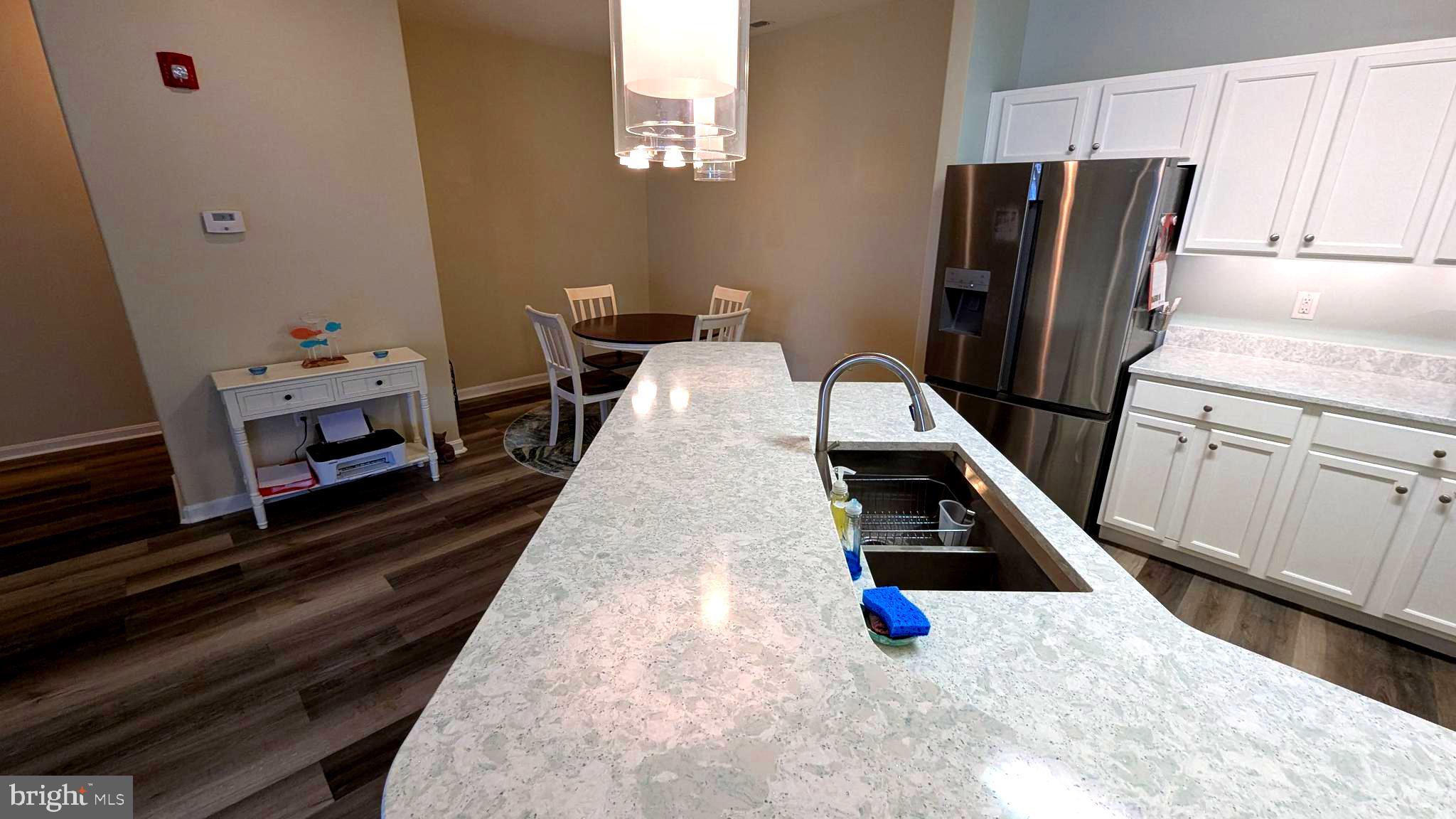 HEARTHSTONE MANOR - Residential