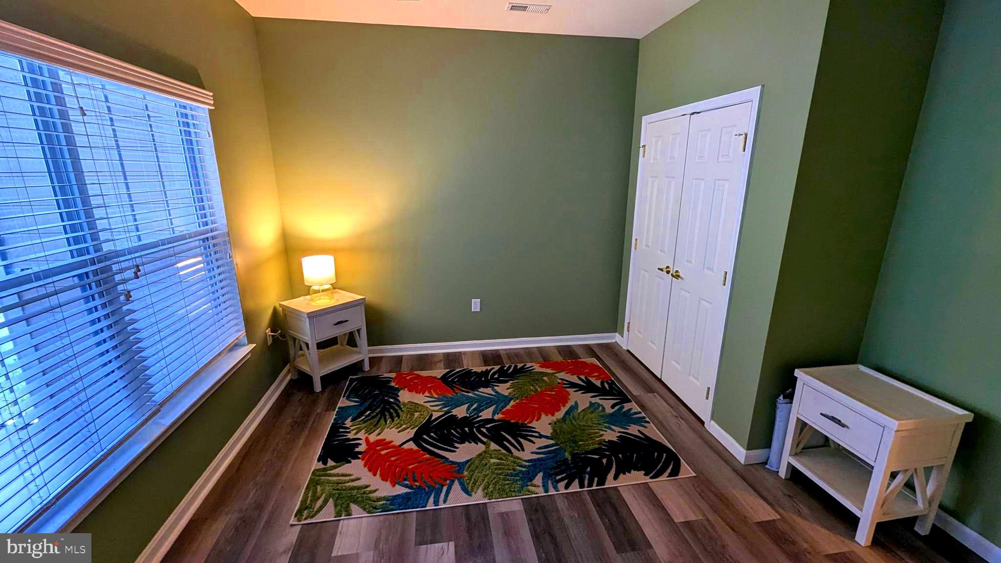 HEARTHSTONE MANOR - Residential