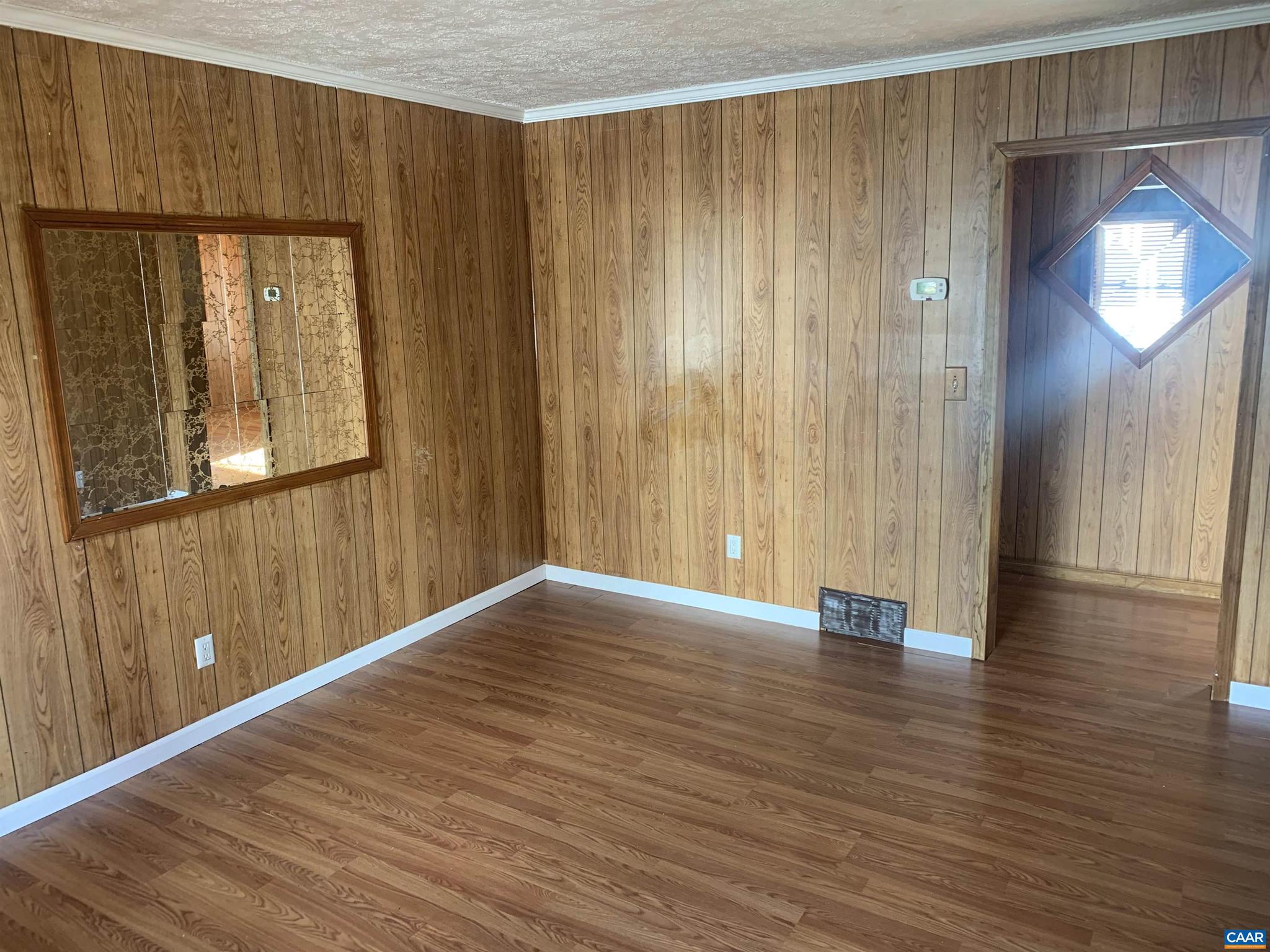 UNKNOWN - Residential Lease