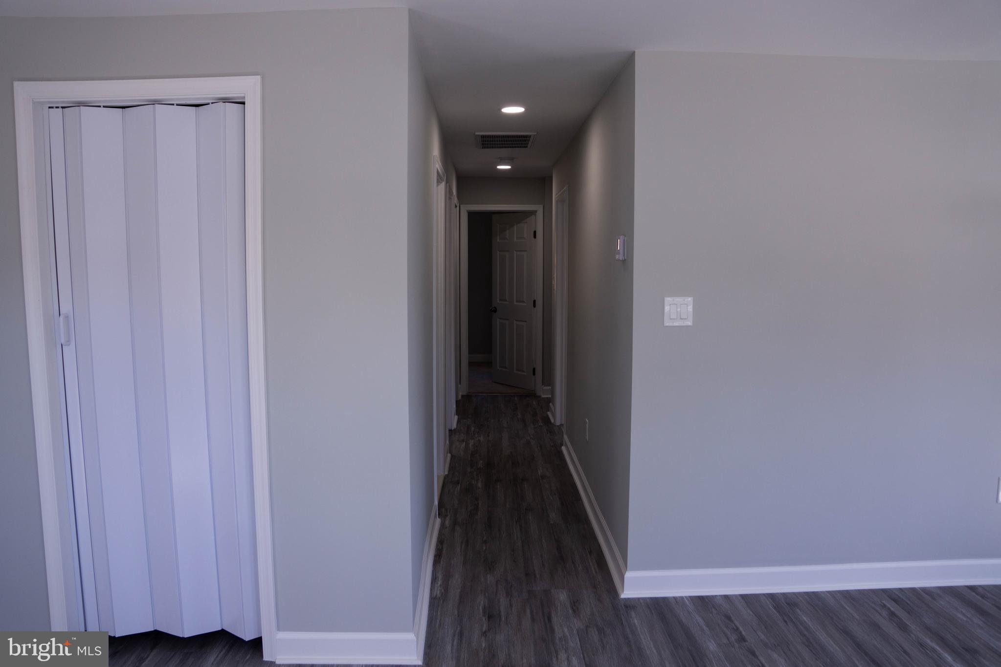 1009 MAIN STREET 1