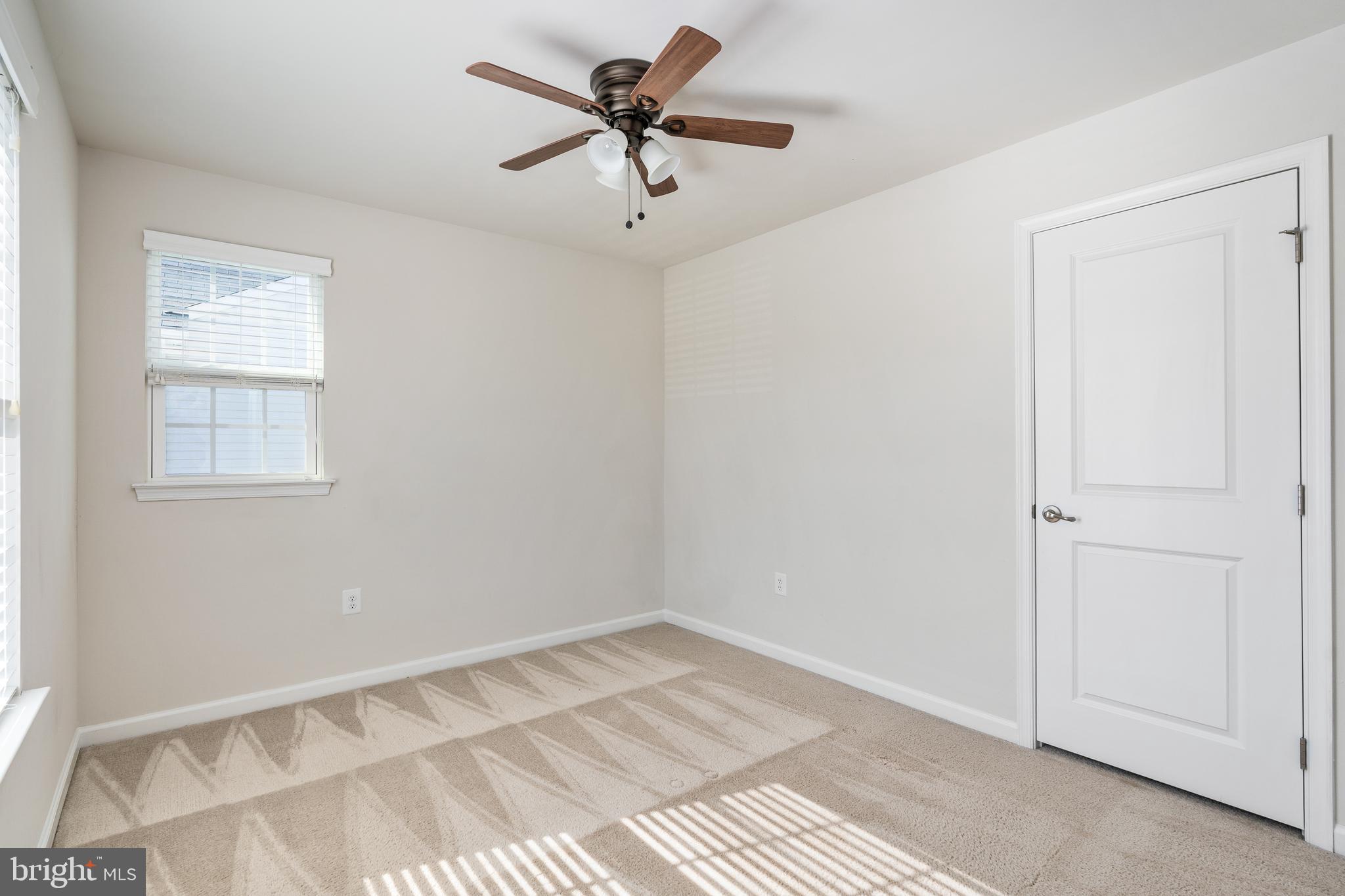 LEE'S PARKE - Residential