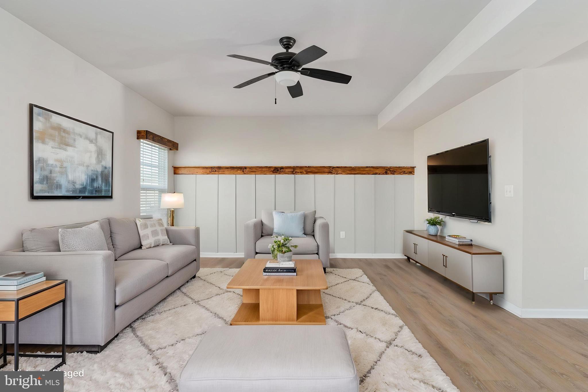 LEE'S PARKE - Residential