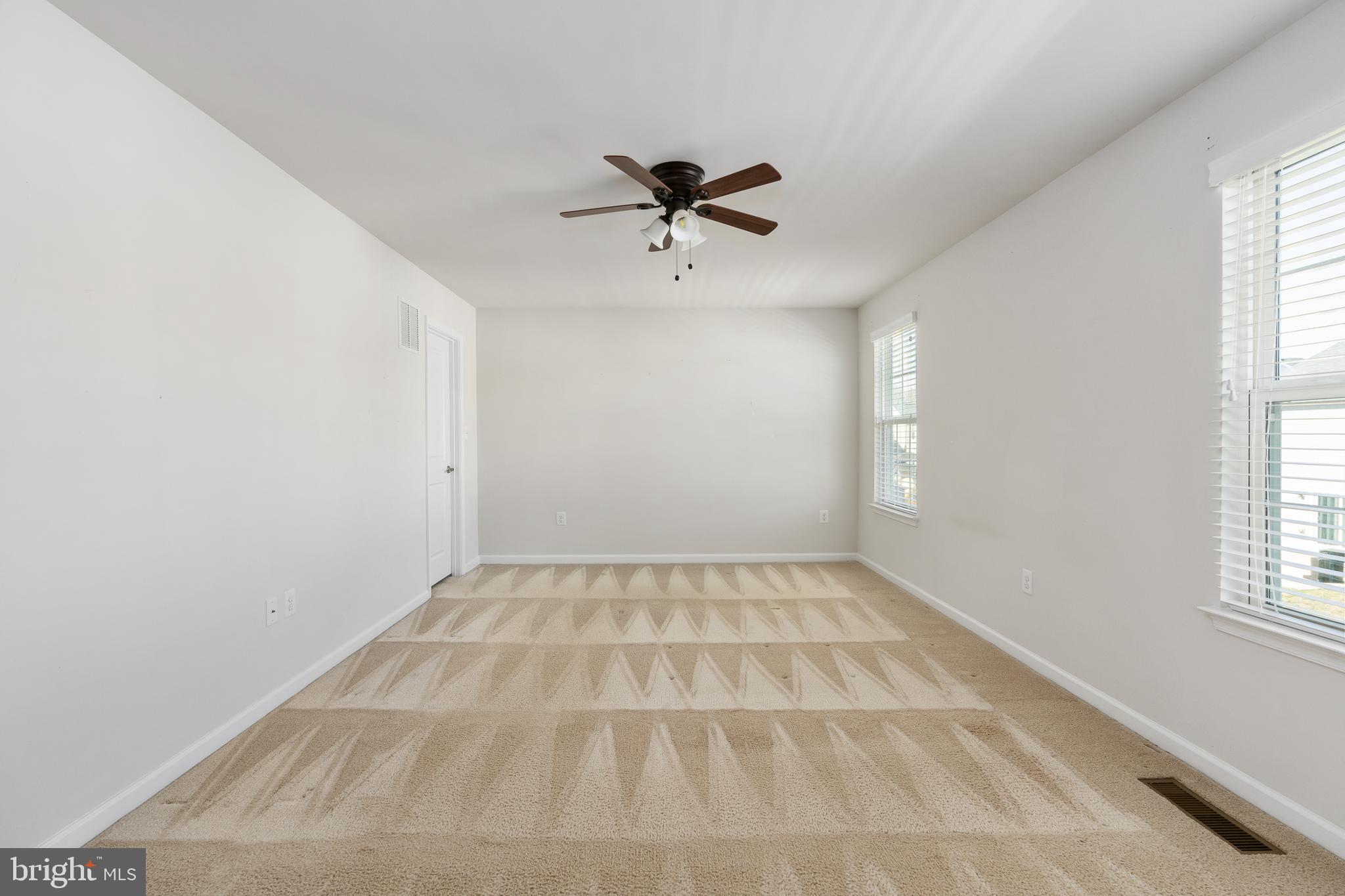 LEE'S PARKE - Residential