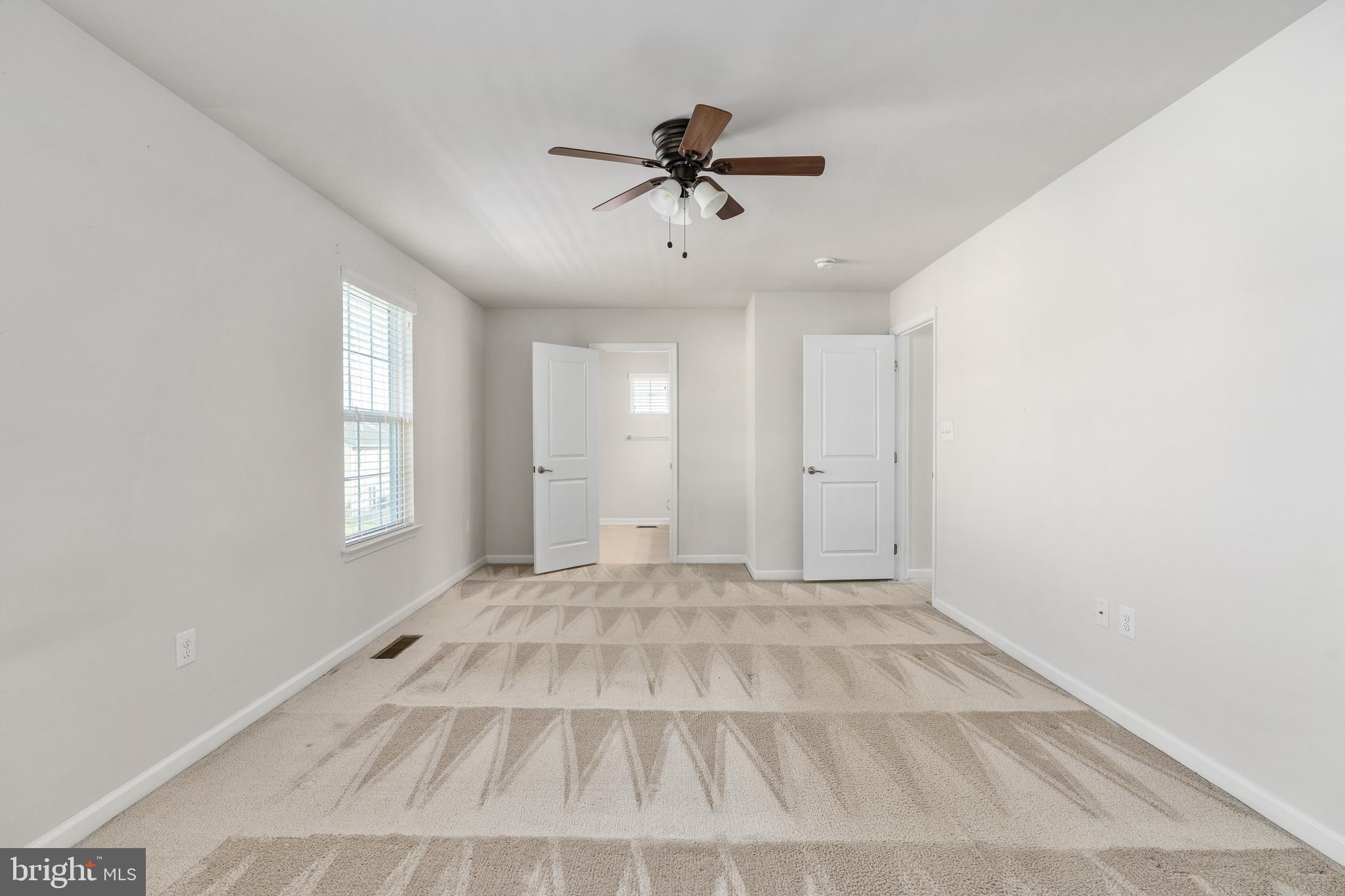 LEE'S PARKE - Residential