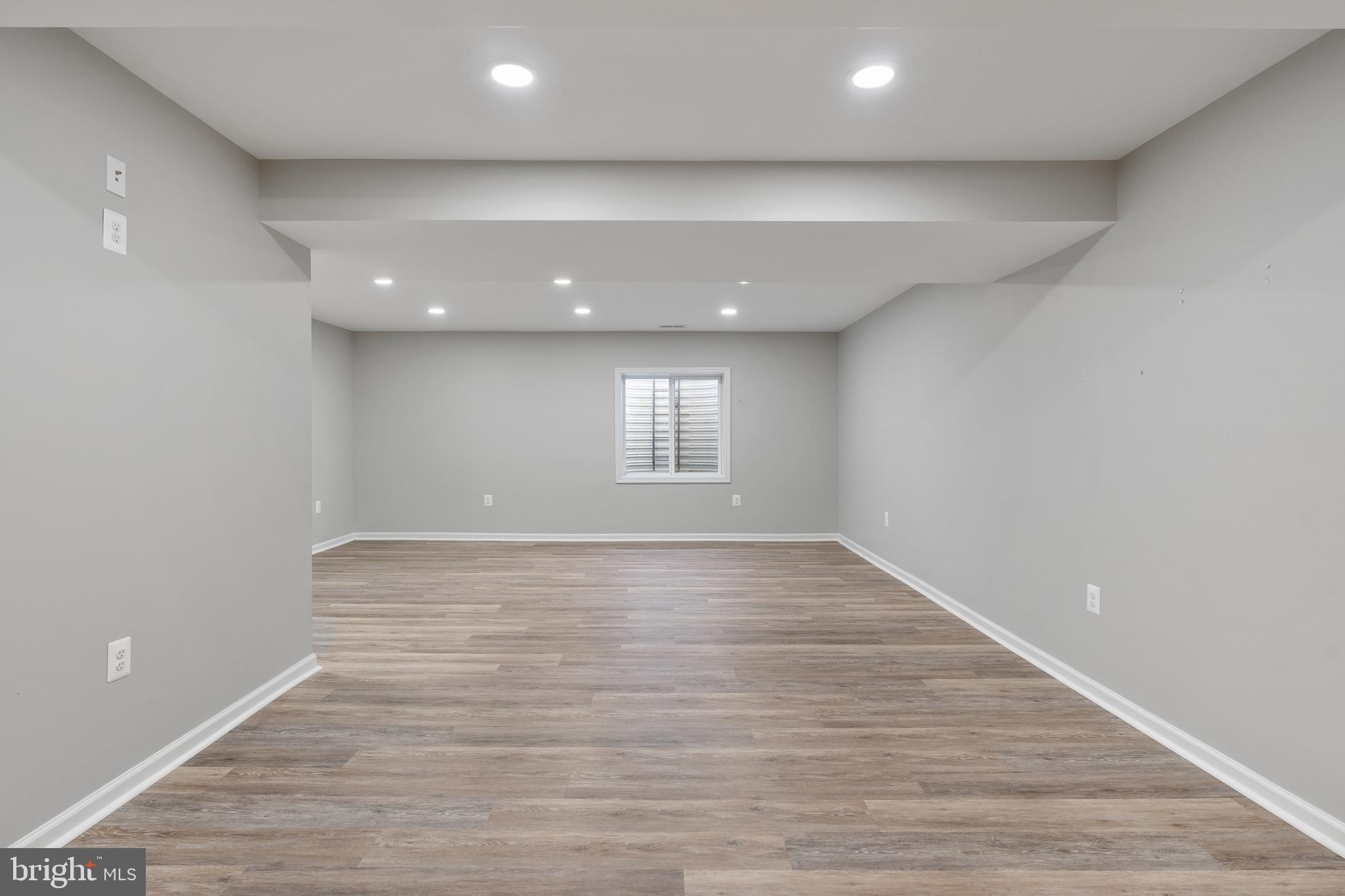 LEE'S PARKE - Residential