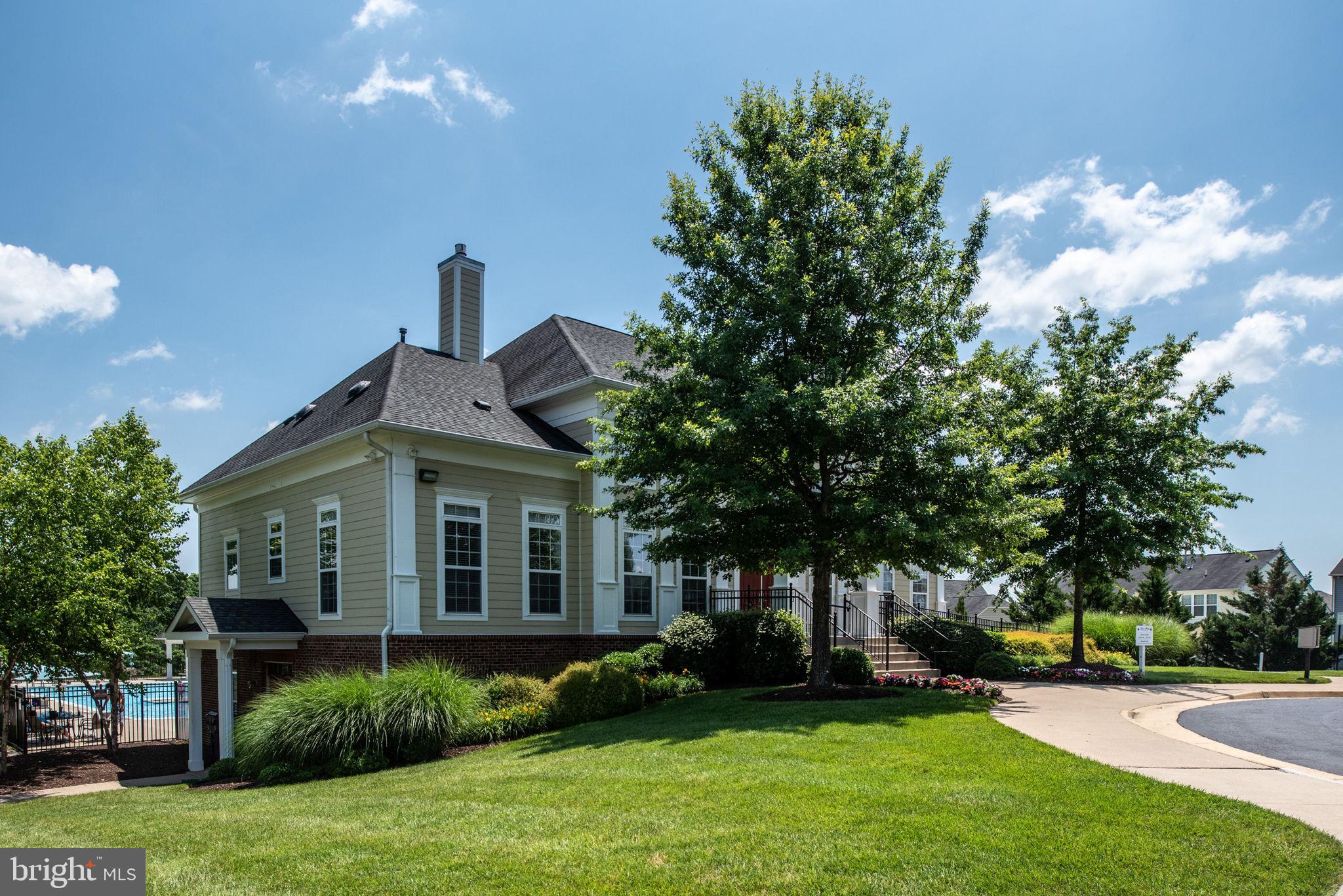 LEE'S PARKE - Residential