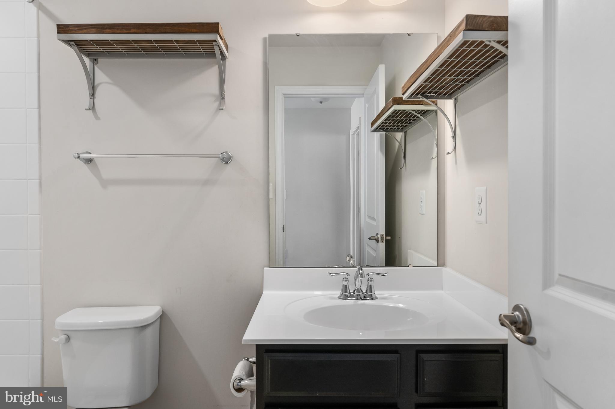 LEE'S PARKE - Residential