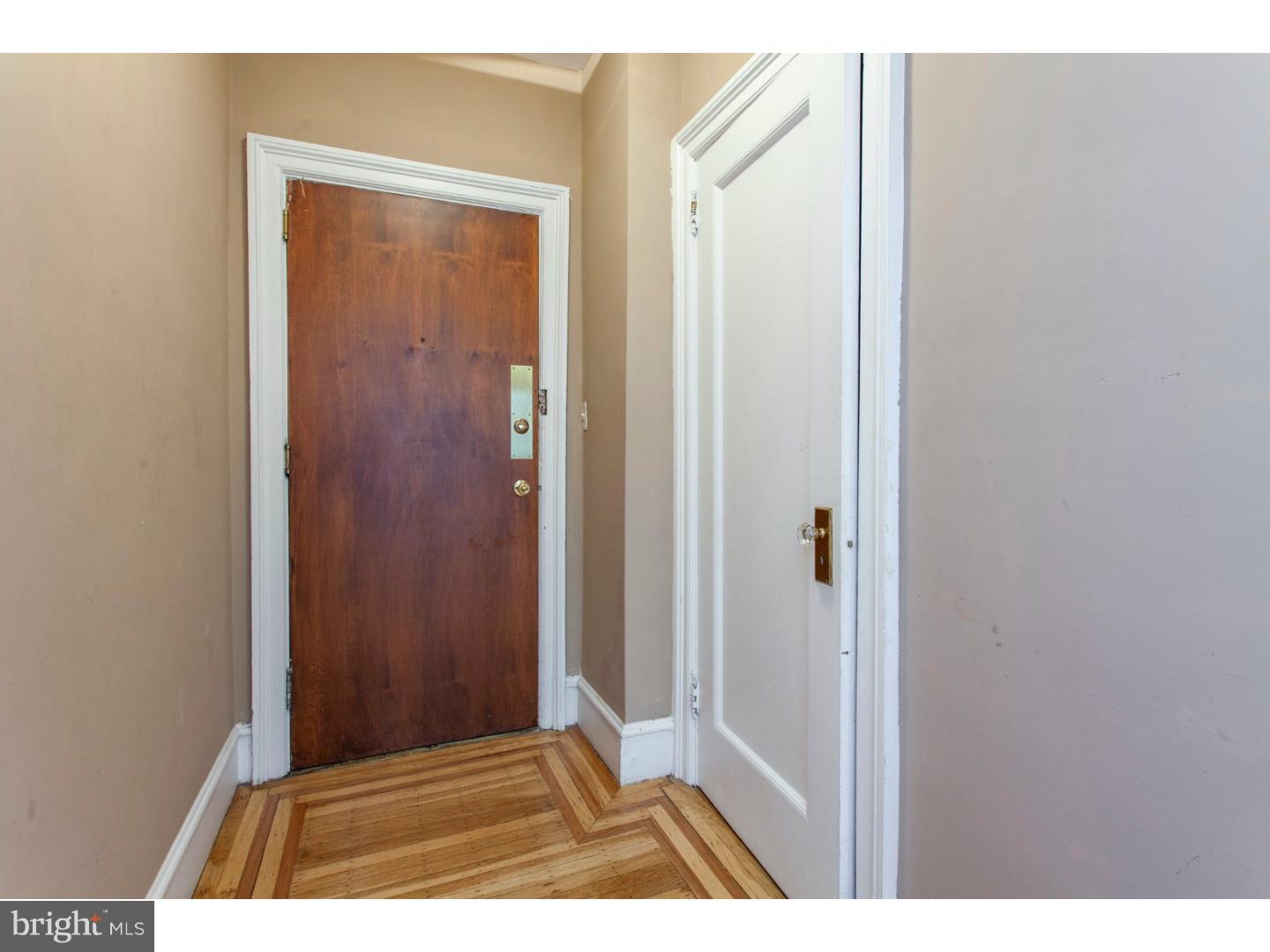 CENTER CITY - Residential Lease