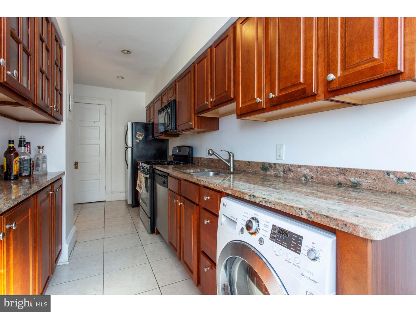 CENTER CITY - Residential Lease