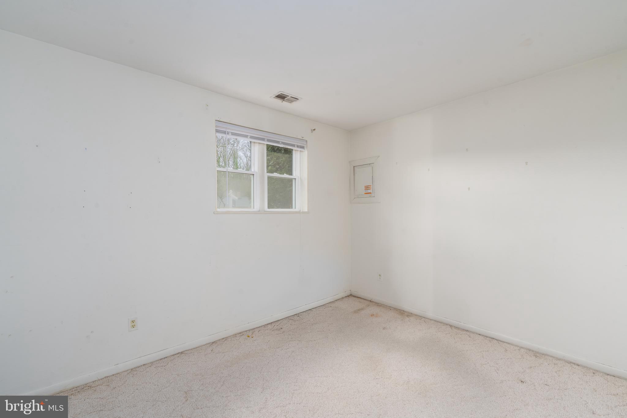 LANDHAVEN - Residential