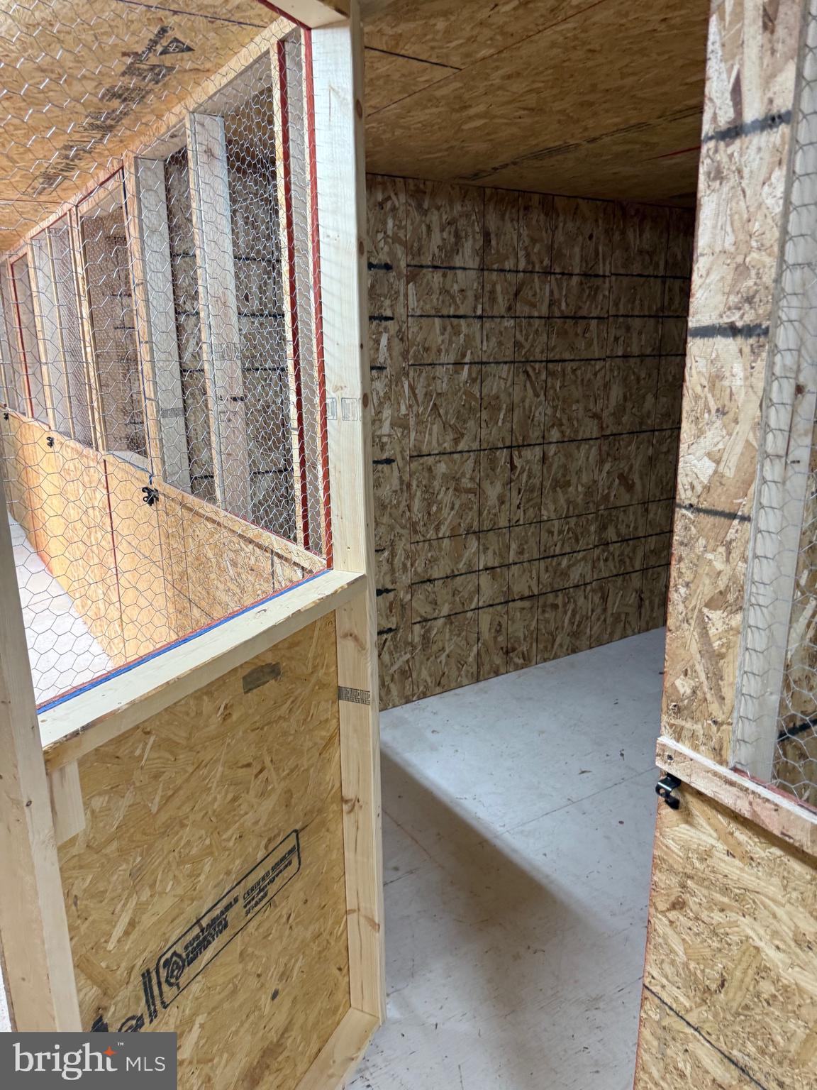 1236 E MAIN STREET 3