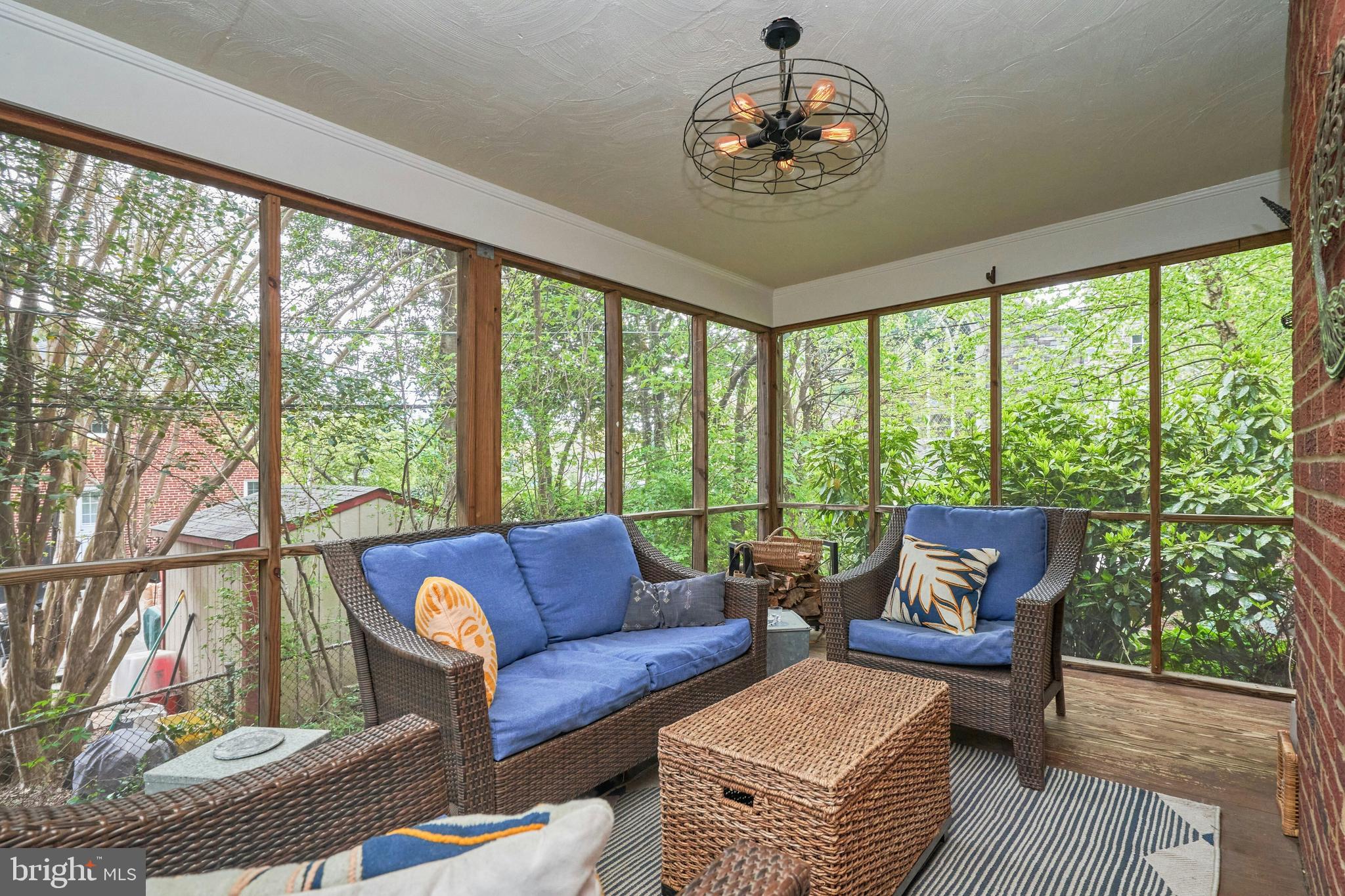 LYON PARK - Residential