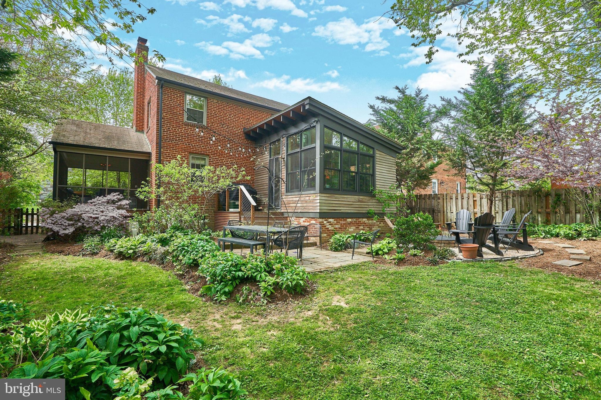 LYON PARK - Residential