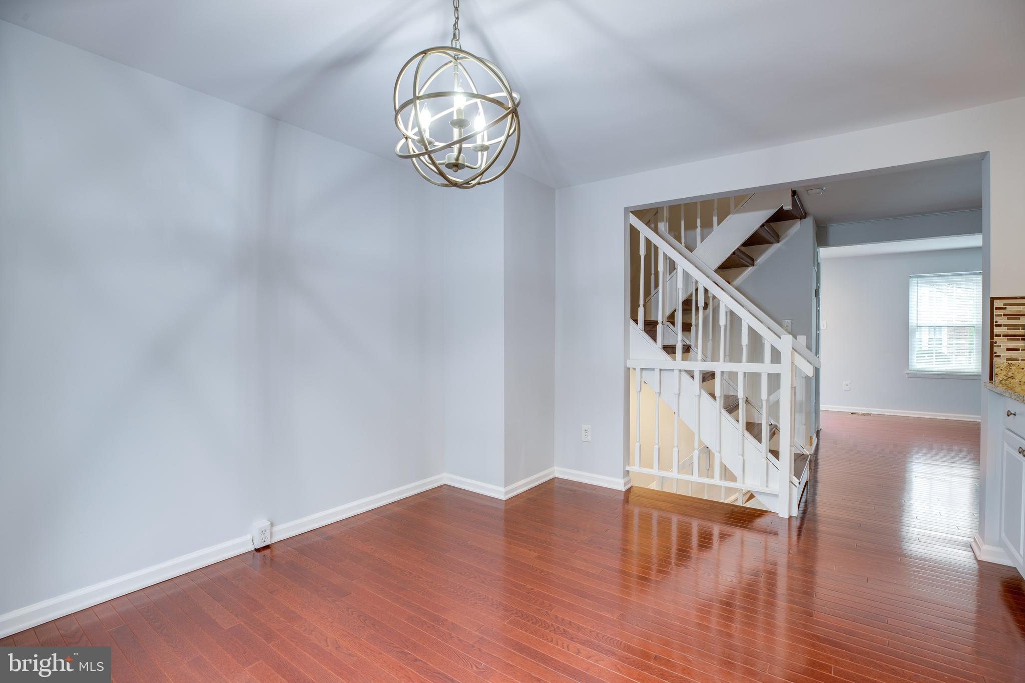 COURTS OF TYSONS - Residential