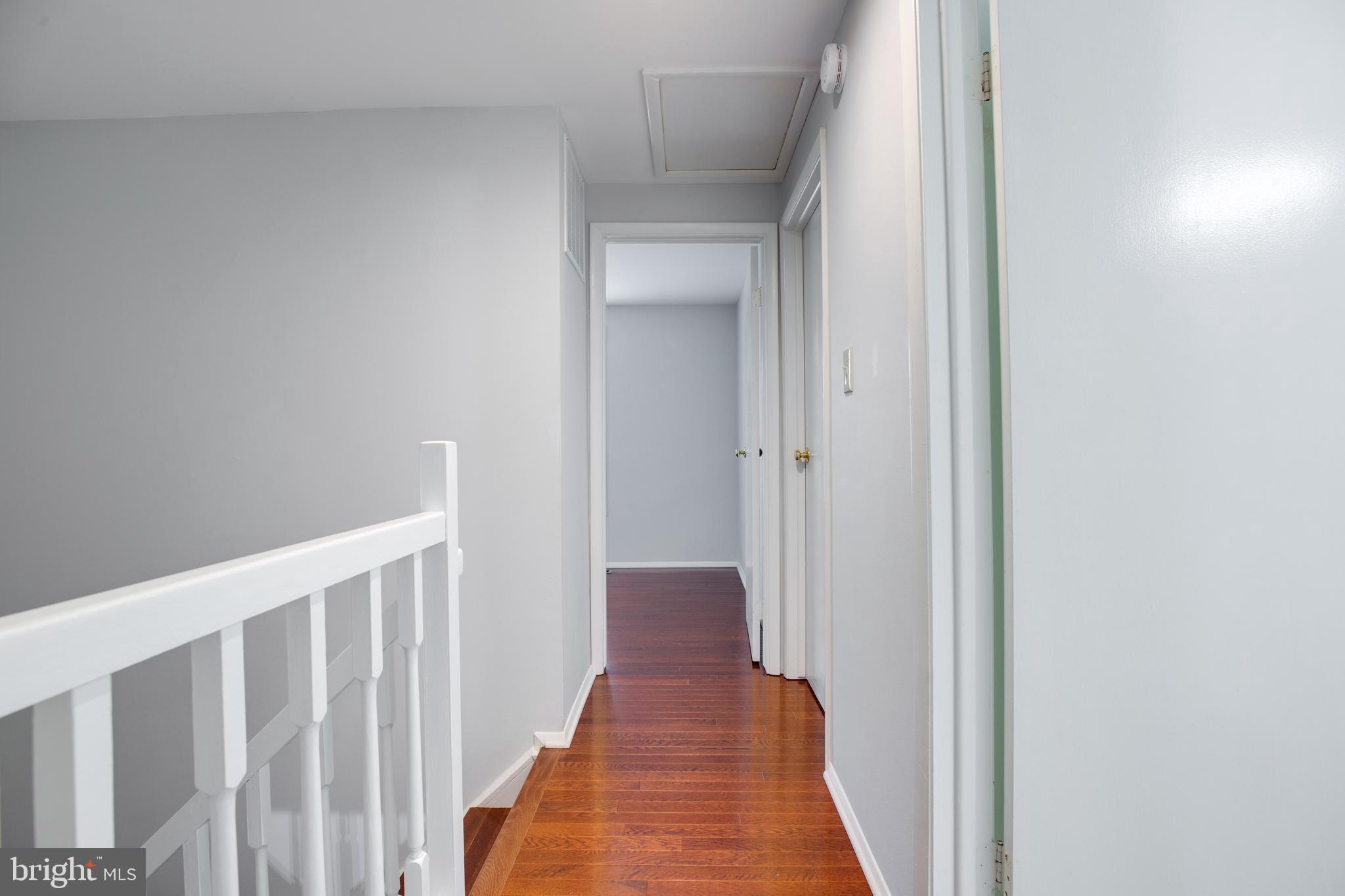 COURTS OF TYSONS - Residential