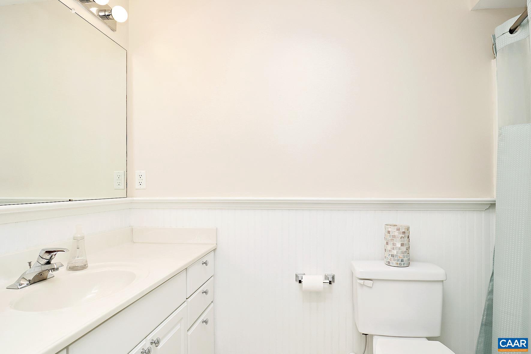 CHESTERFIELD - Residential Lease